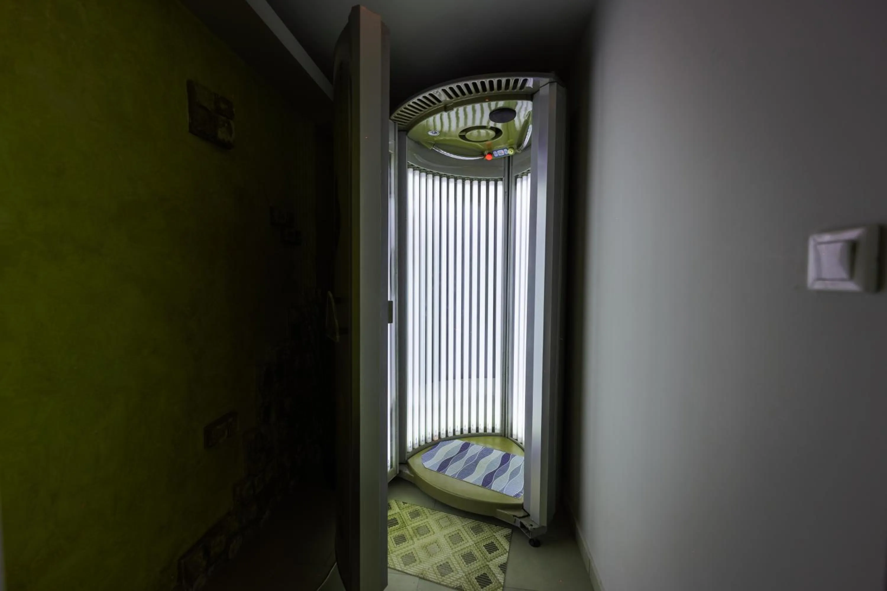 Solarium, Bed in Paradise SPA Hotel