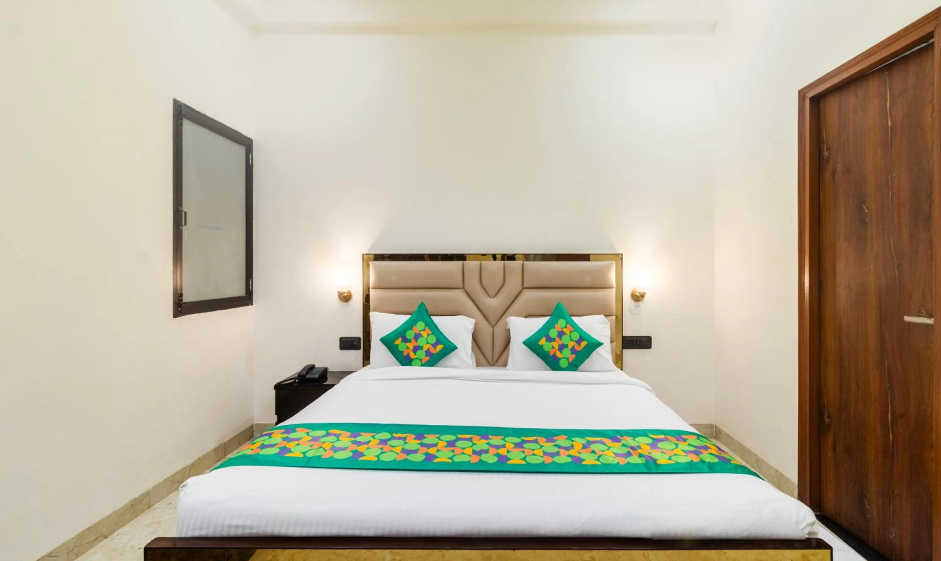 Bedroom, Bed in Treebo Brij Kaushal, Near Prem Mandir