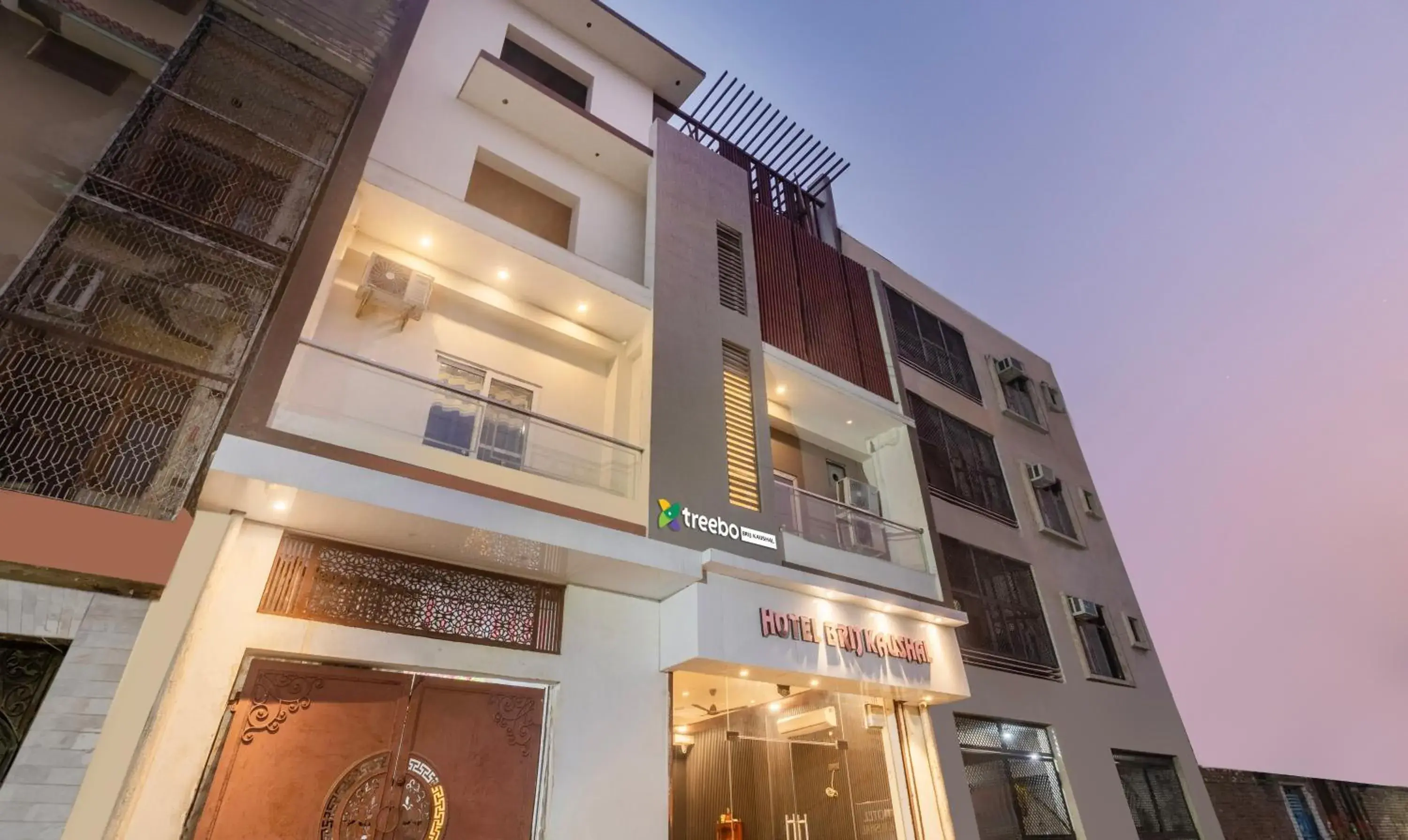 Property building in Treebo Brij Kaushal, Near Prem Mandir Property building in Treebo Brij Kaushal, Near Prem Mandir