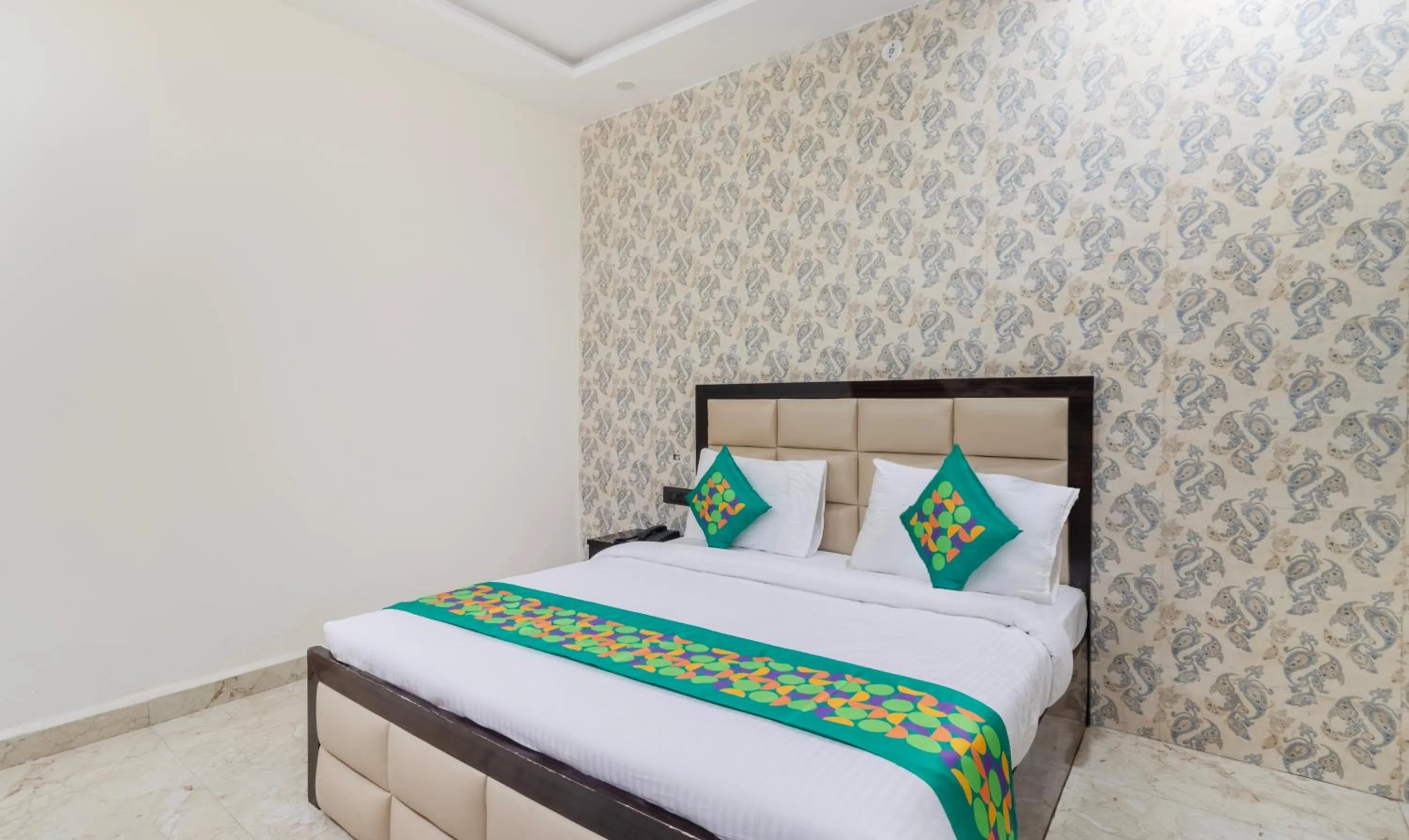 Bedroom, Bed in Treebo Brij Kaushal, Near Prem Mandir