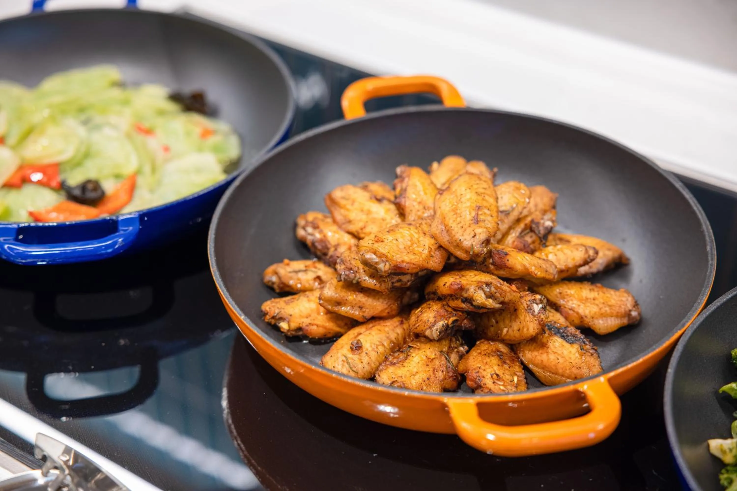 Restaurant/places to eat in Home2 Suite by Hilton Dongguan Shijie