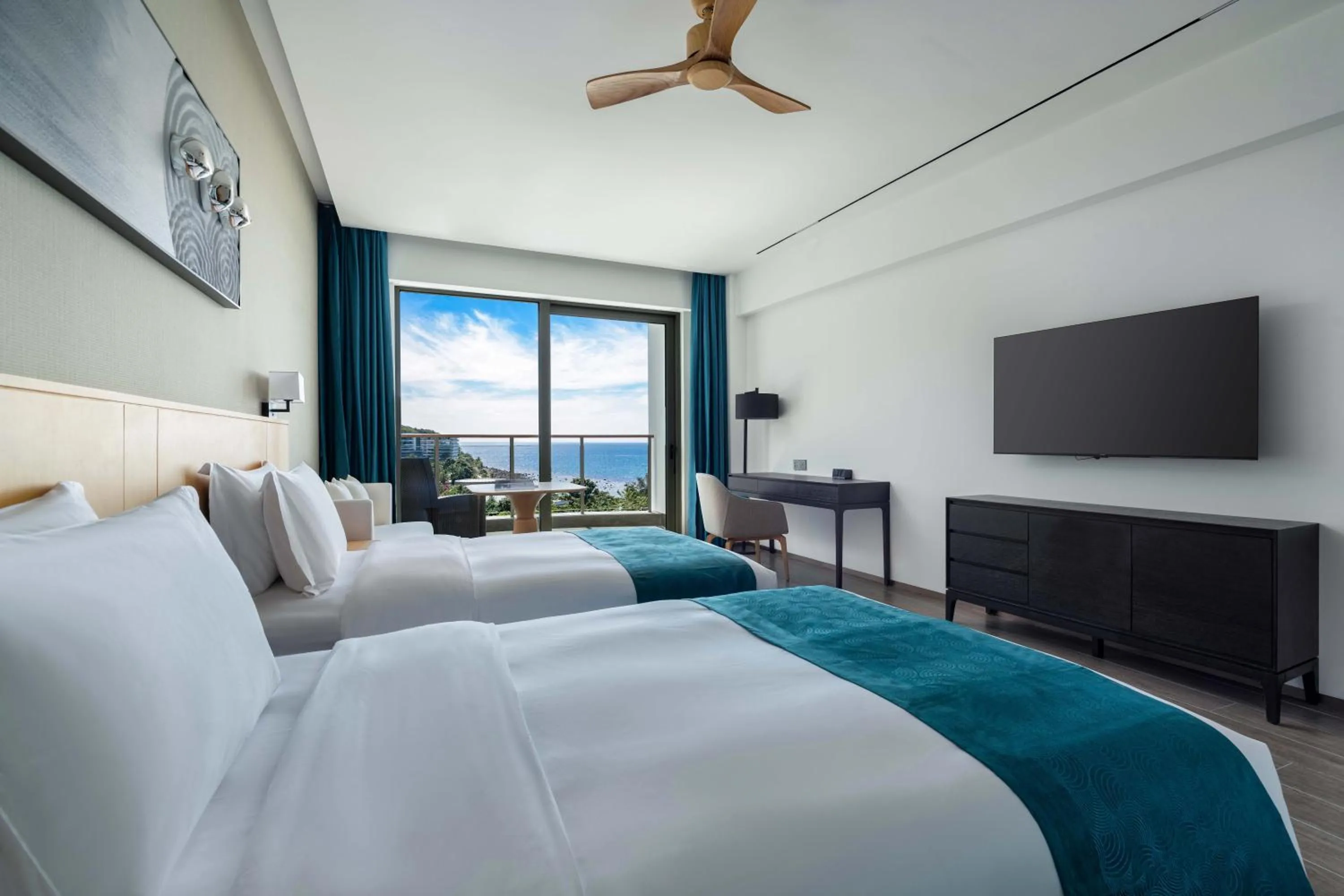 Bedroom, Bed in Sanya Junji Seaview Hotel