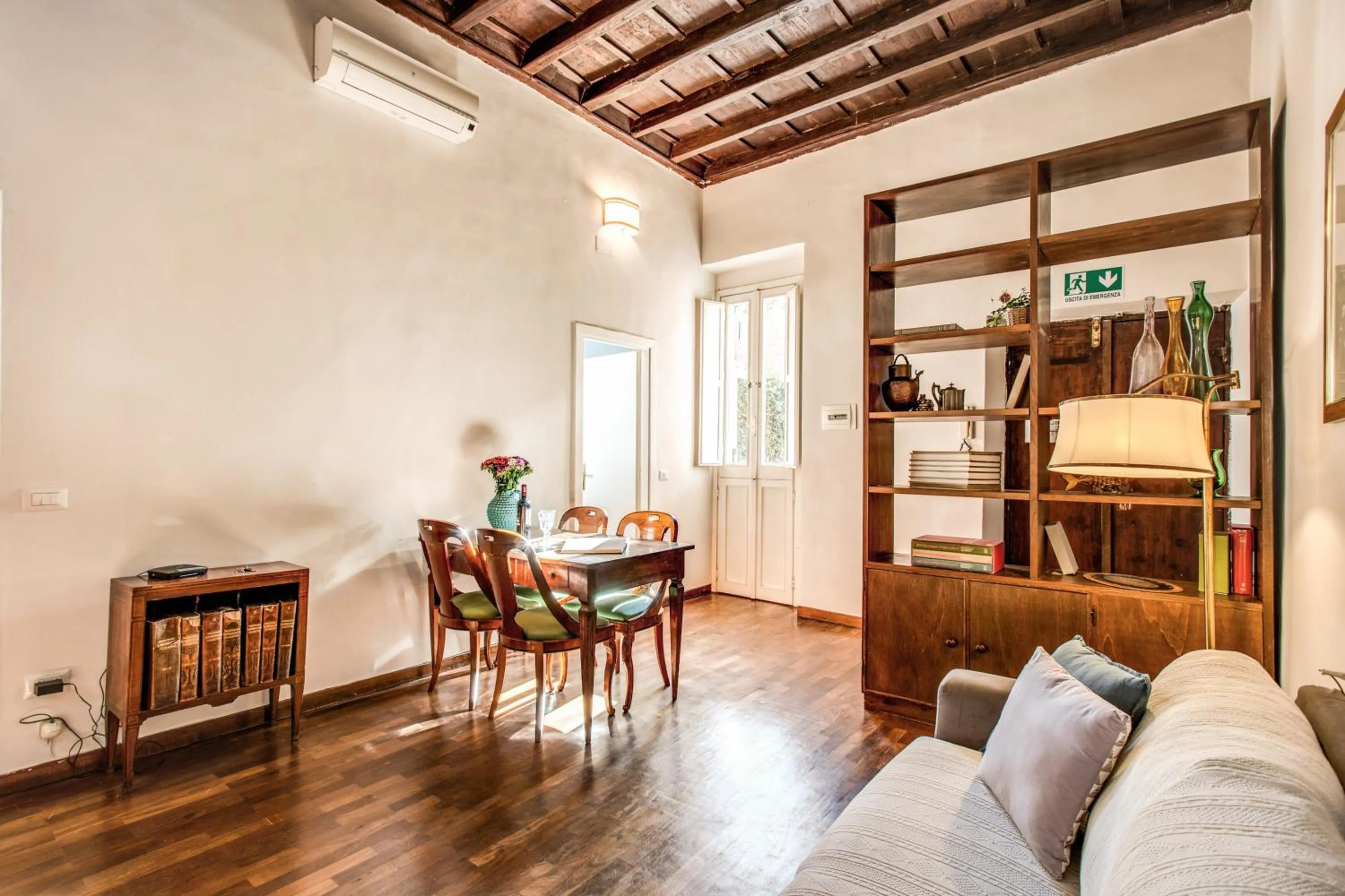 Living room in Borgo Pio Passetto Papale