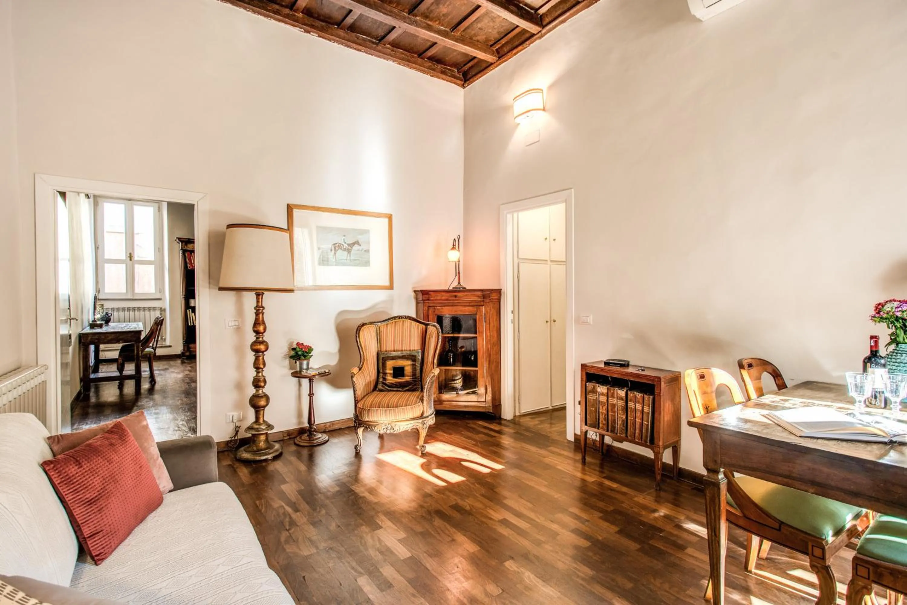 Living room in Borgo Pio Passetto Papale