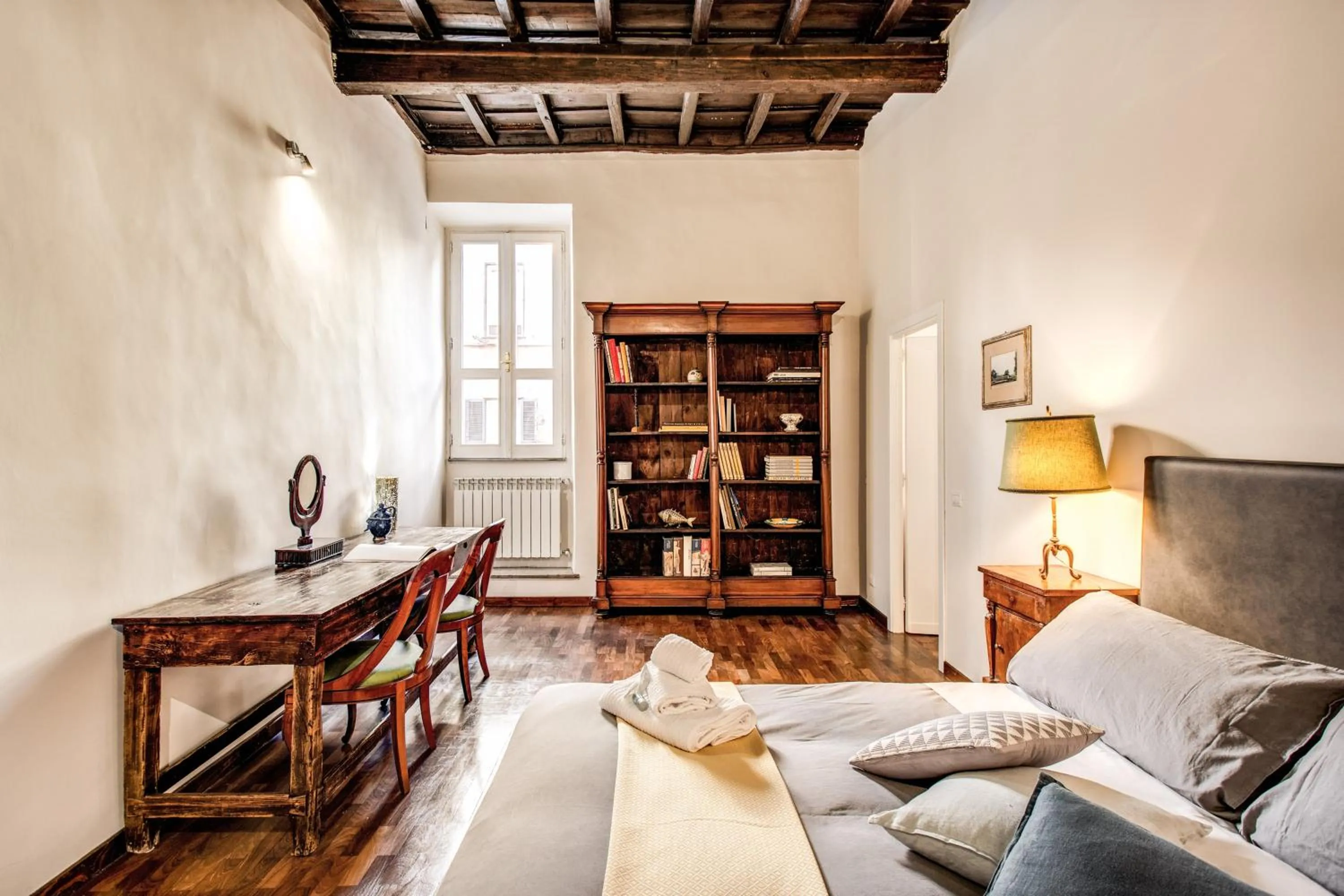Library in Borgo Pio Passetto Papale