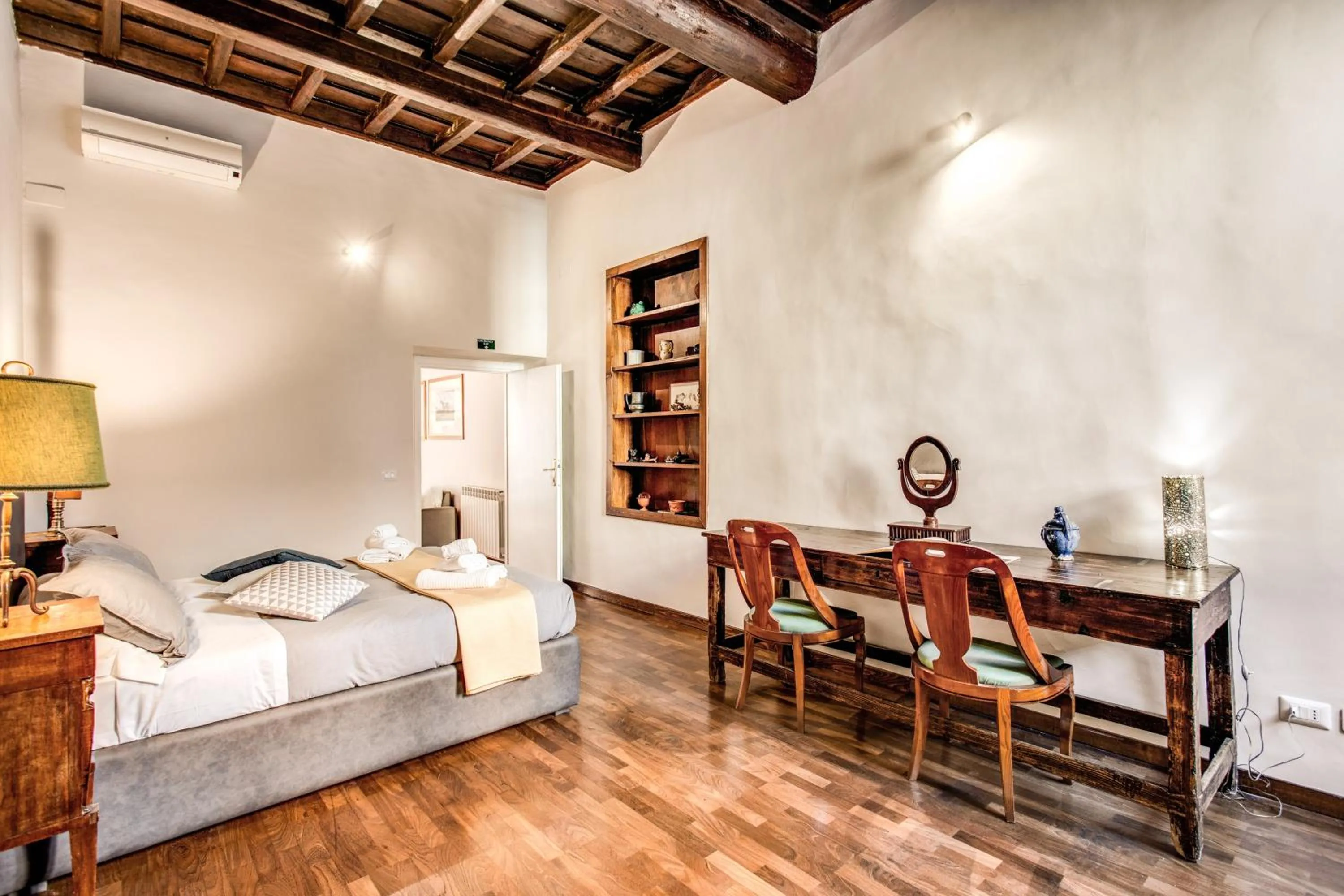 Photo of the whole room, Bed in Borgo Pio Passetto Papale