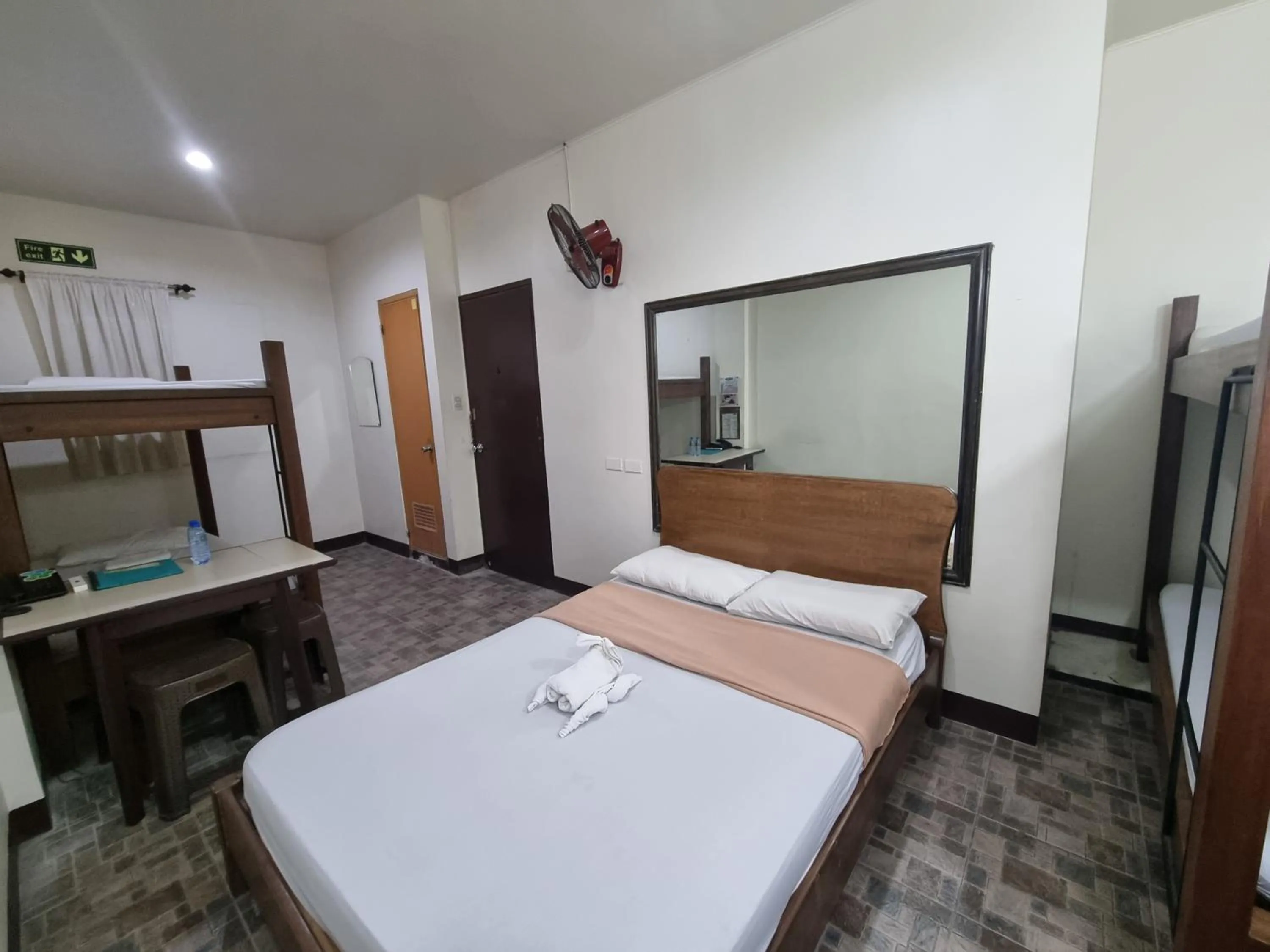 Bed in Le Verde Lodge