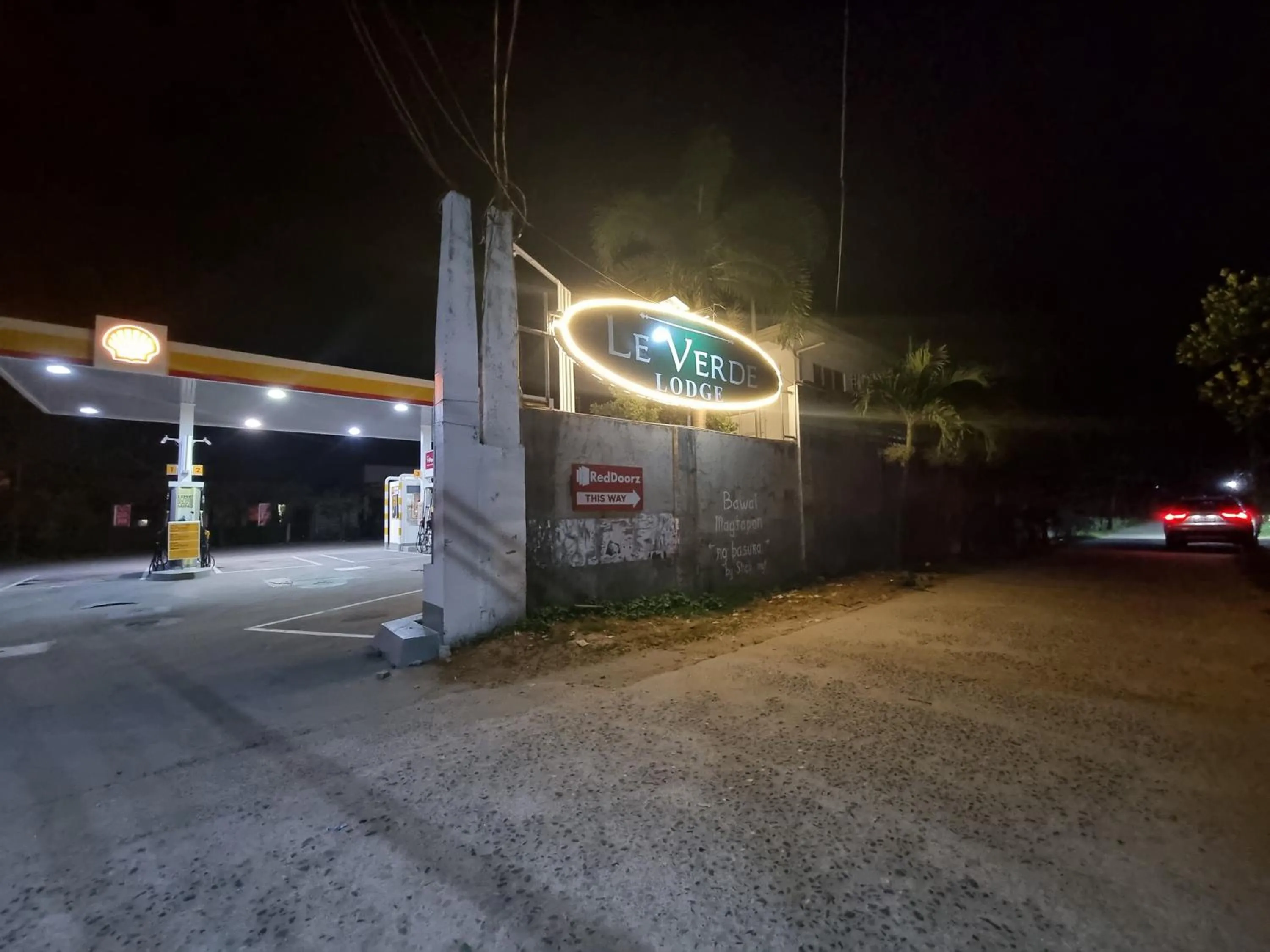 Night in Le Verde Lodge