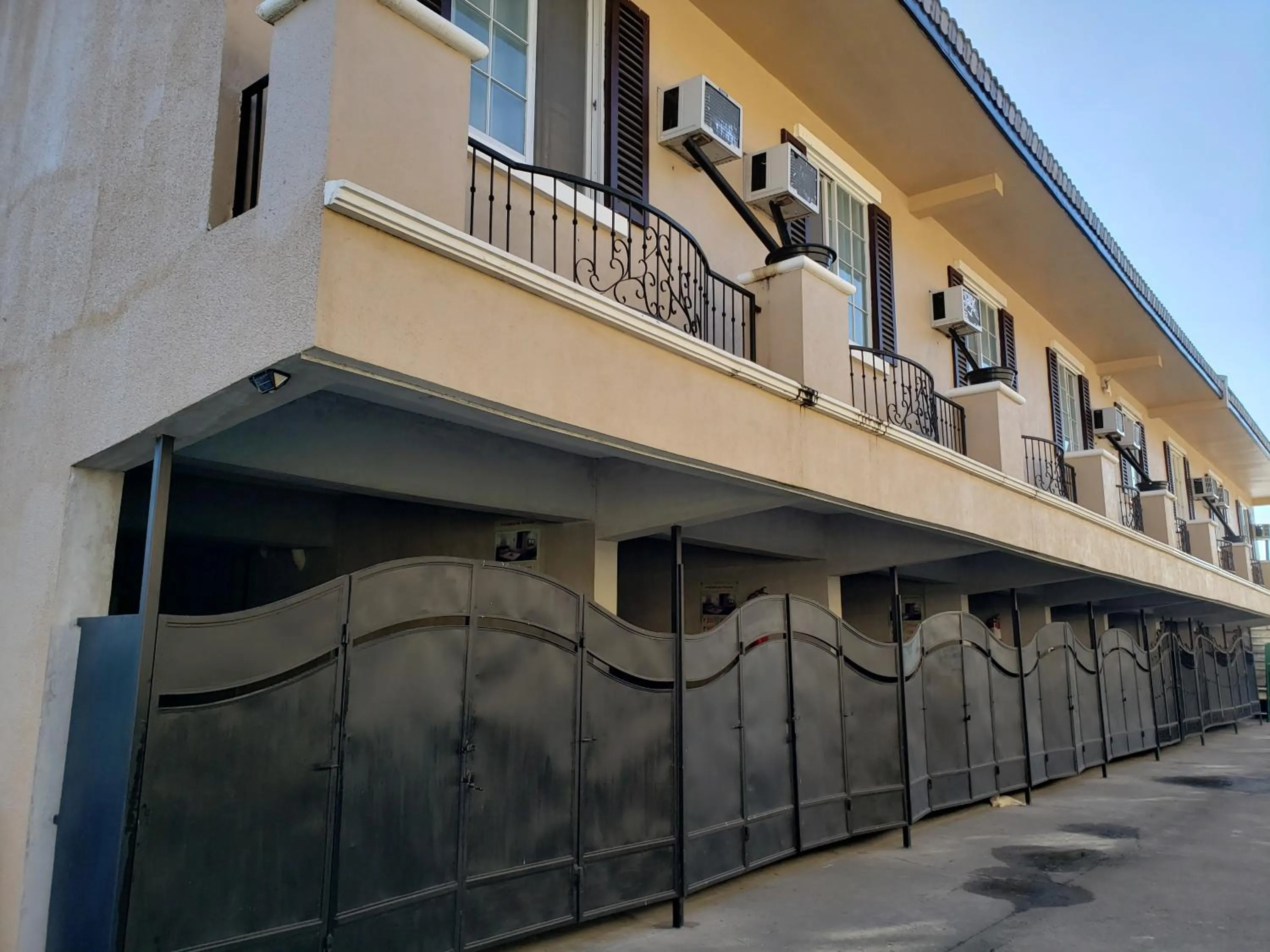 Property building in Le Verde Lodge