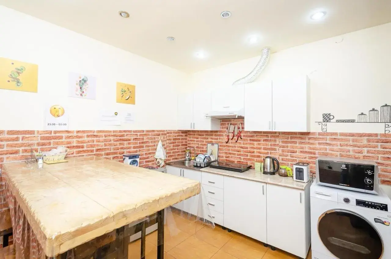 Areva Hostel & Apartment Areva Hostel & Apartment