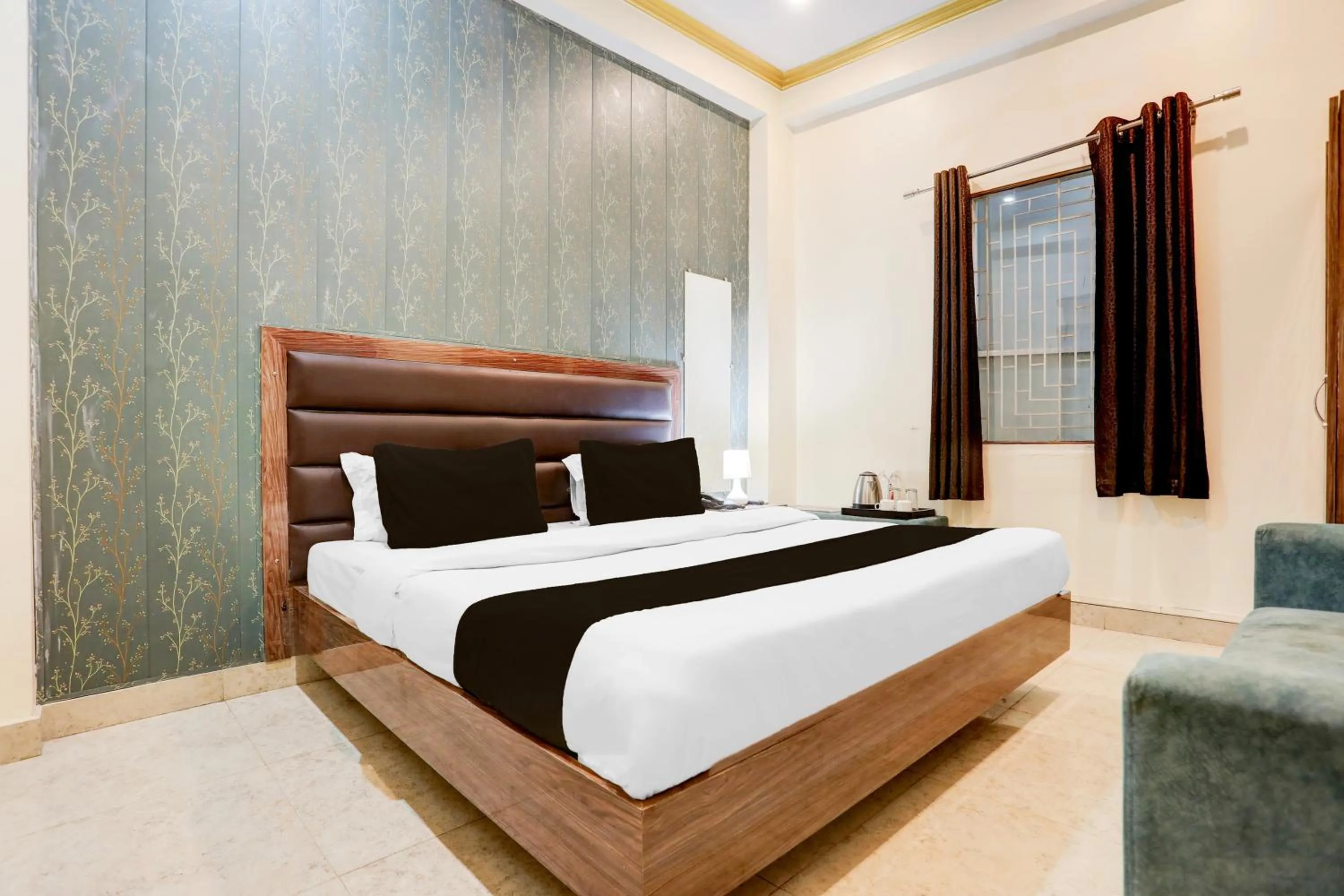 Bedroom, Bed in Super Hotel O Sankat Mochan Gandhi Nagar