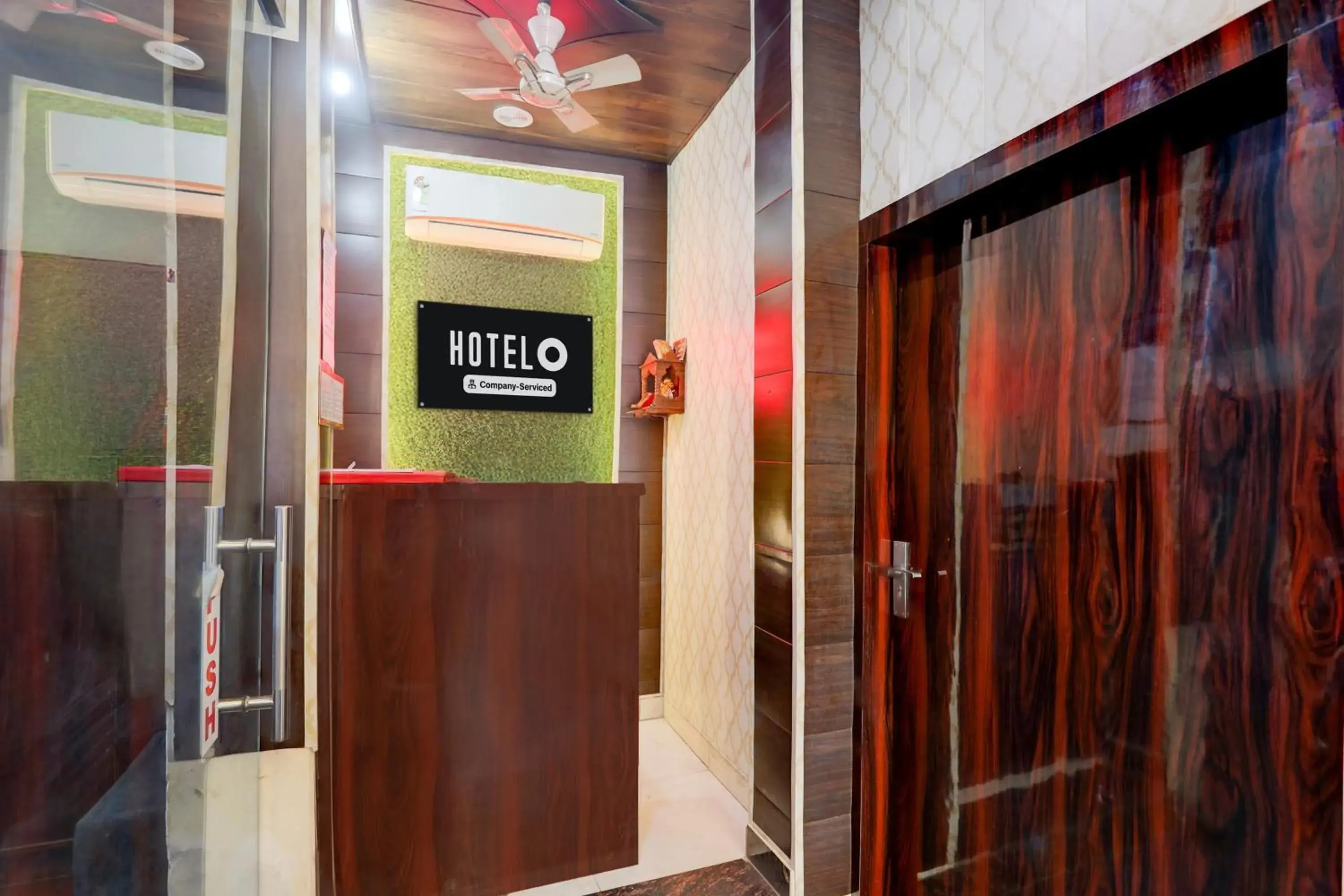 Super Hotel O Sankat Mochan Gandhi Nagar Super Hotel O Sankat Mochan Gandhi Nagar