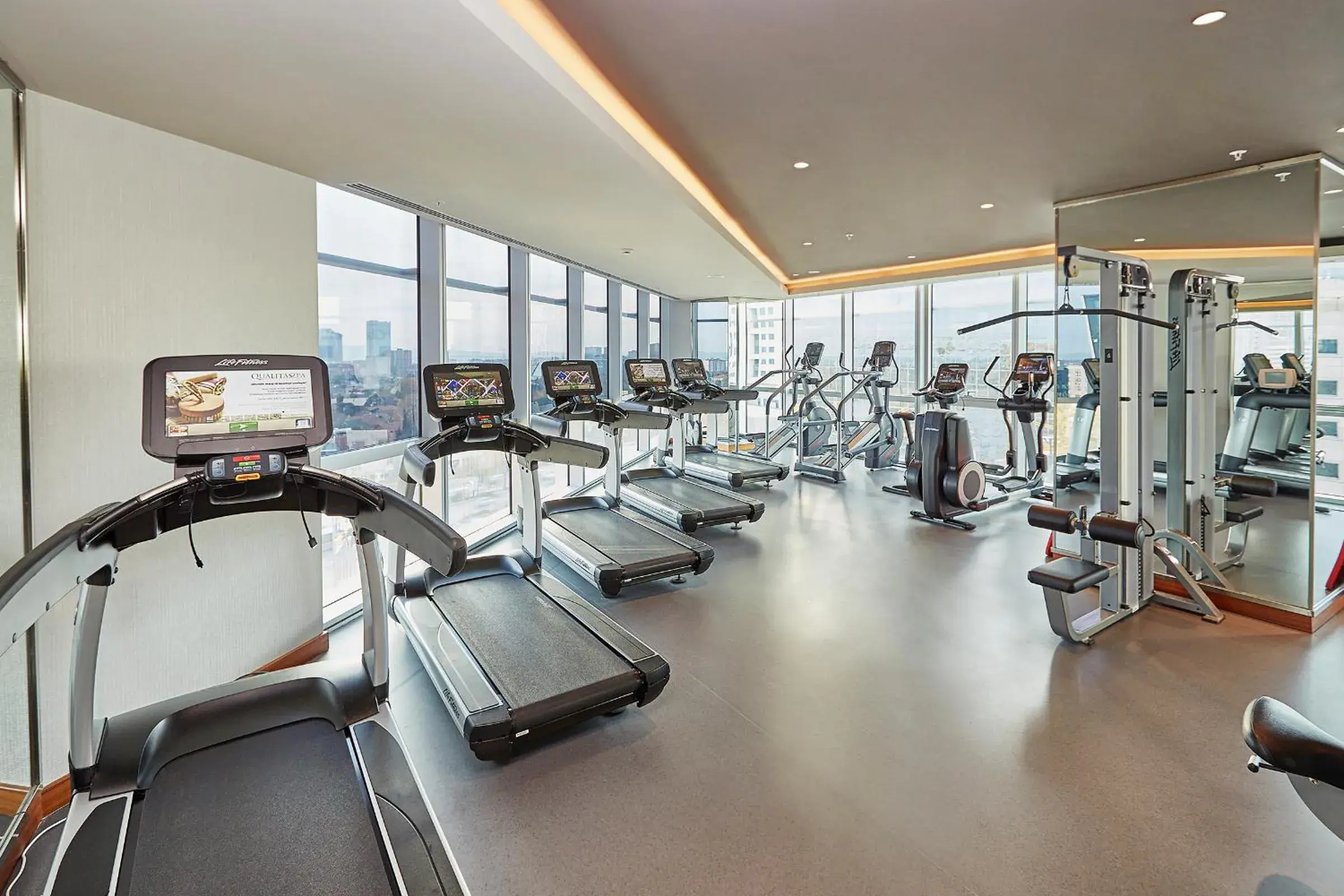 Fitness centre/facilities in Wyndham Grand Istanbul Levent Hotel & Conference Center Fitness centre/facilities in Wyndham Grand Istanbul Levent Hotel & Conference Center