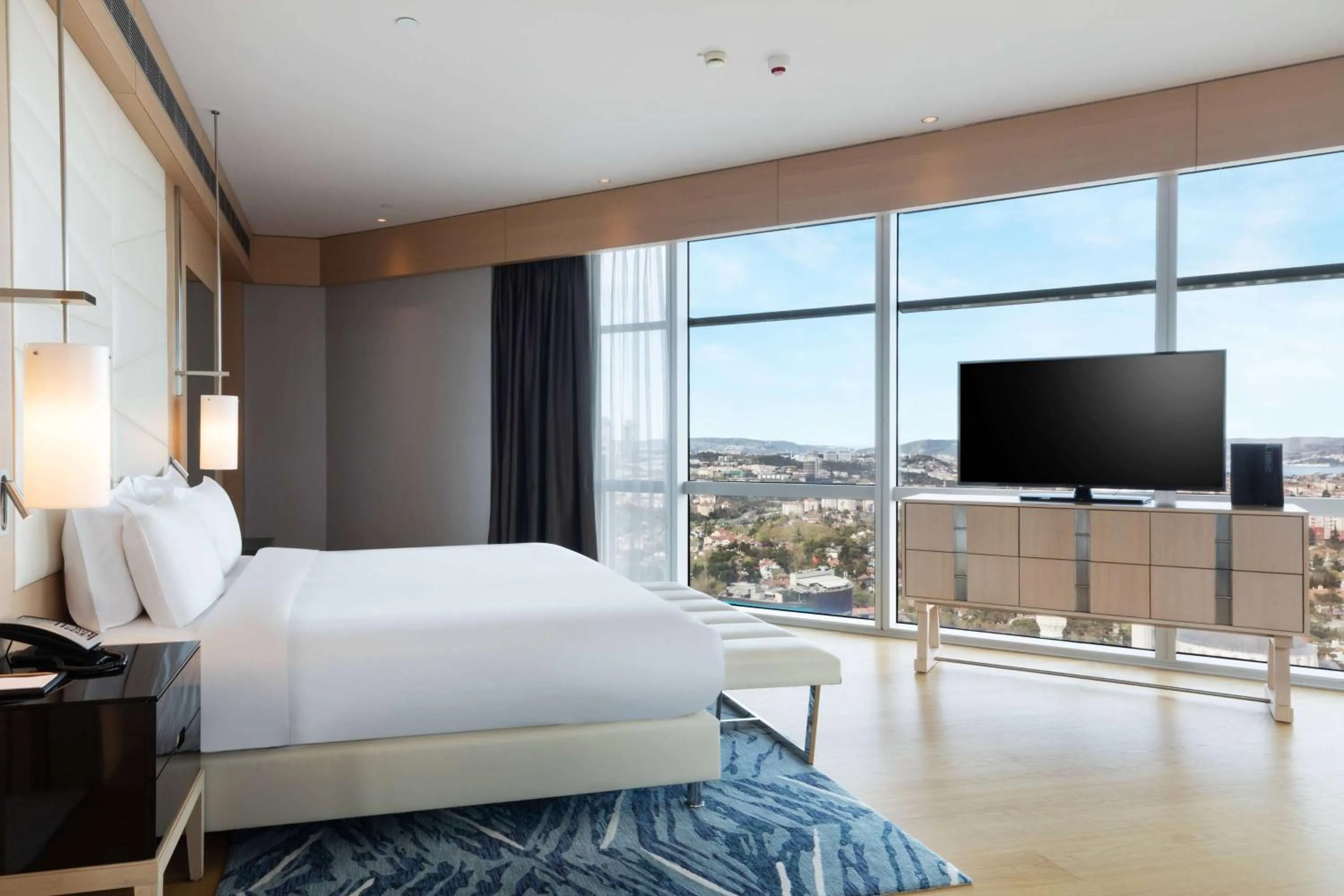 Photo of the whole room, Bed in Wyndham Grand Istanbul Levent Hotel & Conference Center