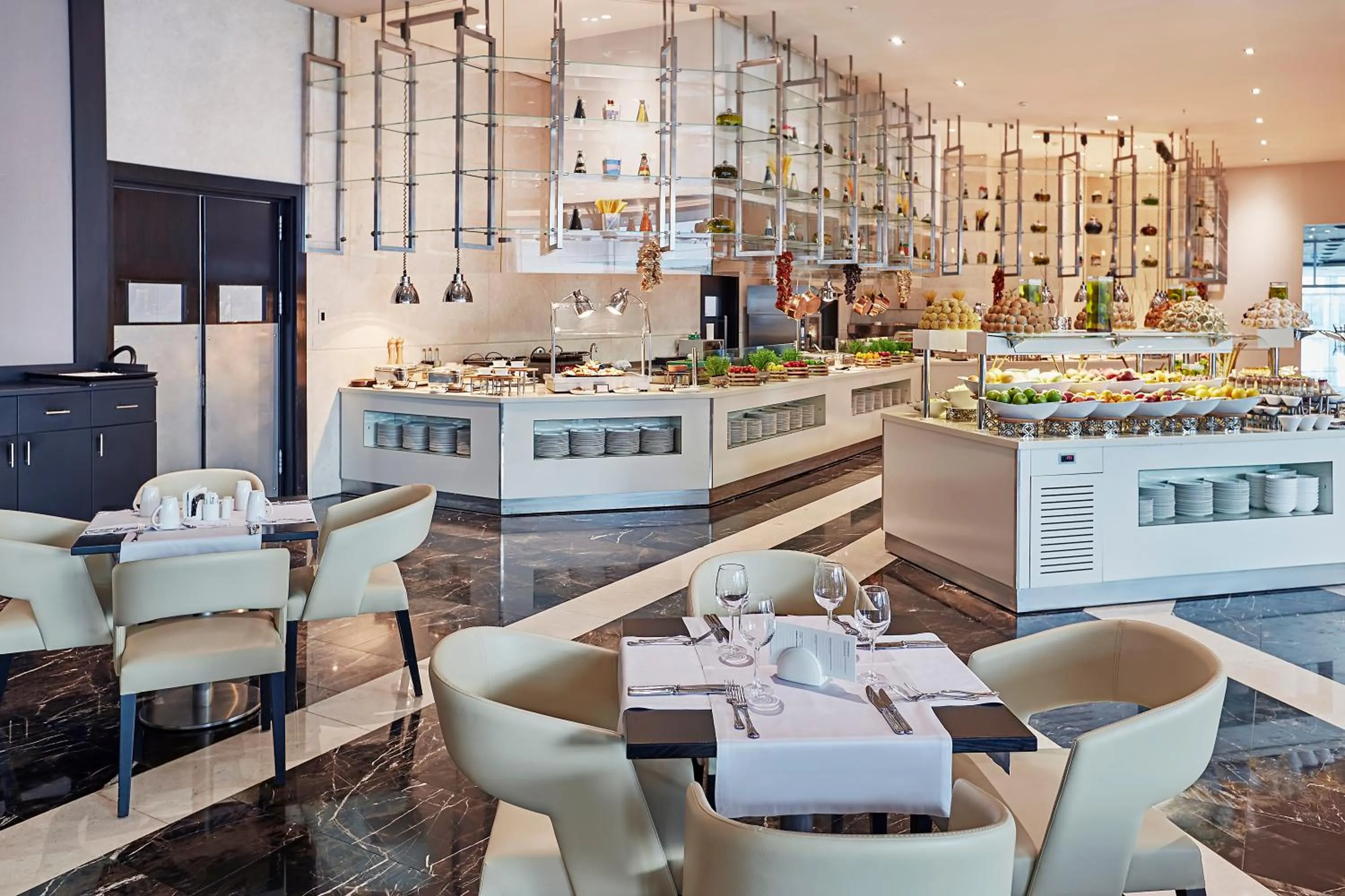 Restaurant/places to eat in Wyndham Grand Istanbul Levent Hotel & Conference Center