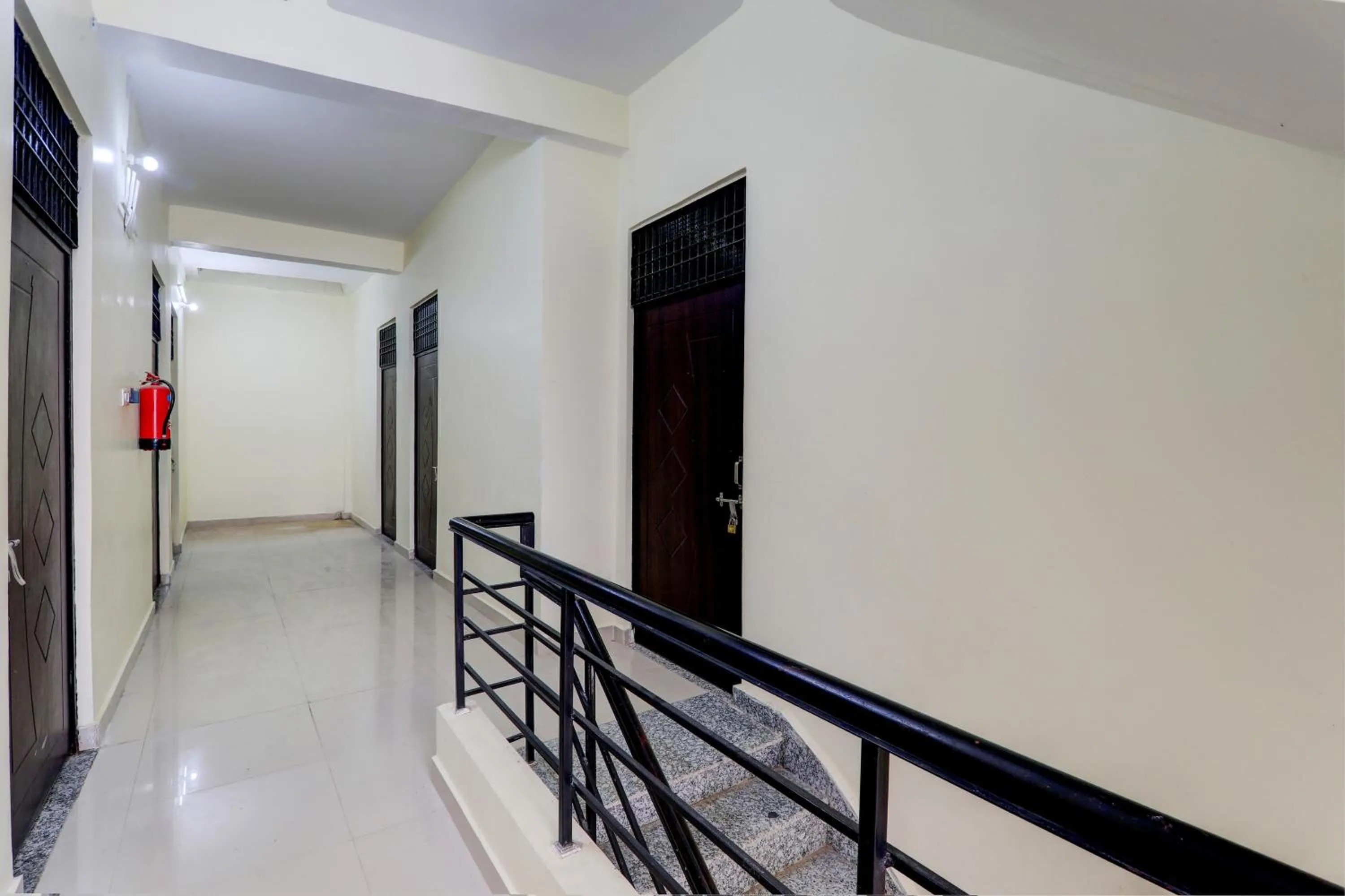 Lobby or reception in Hotel O Mauji Inn