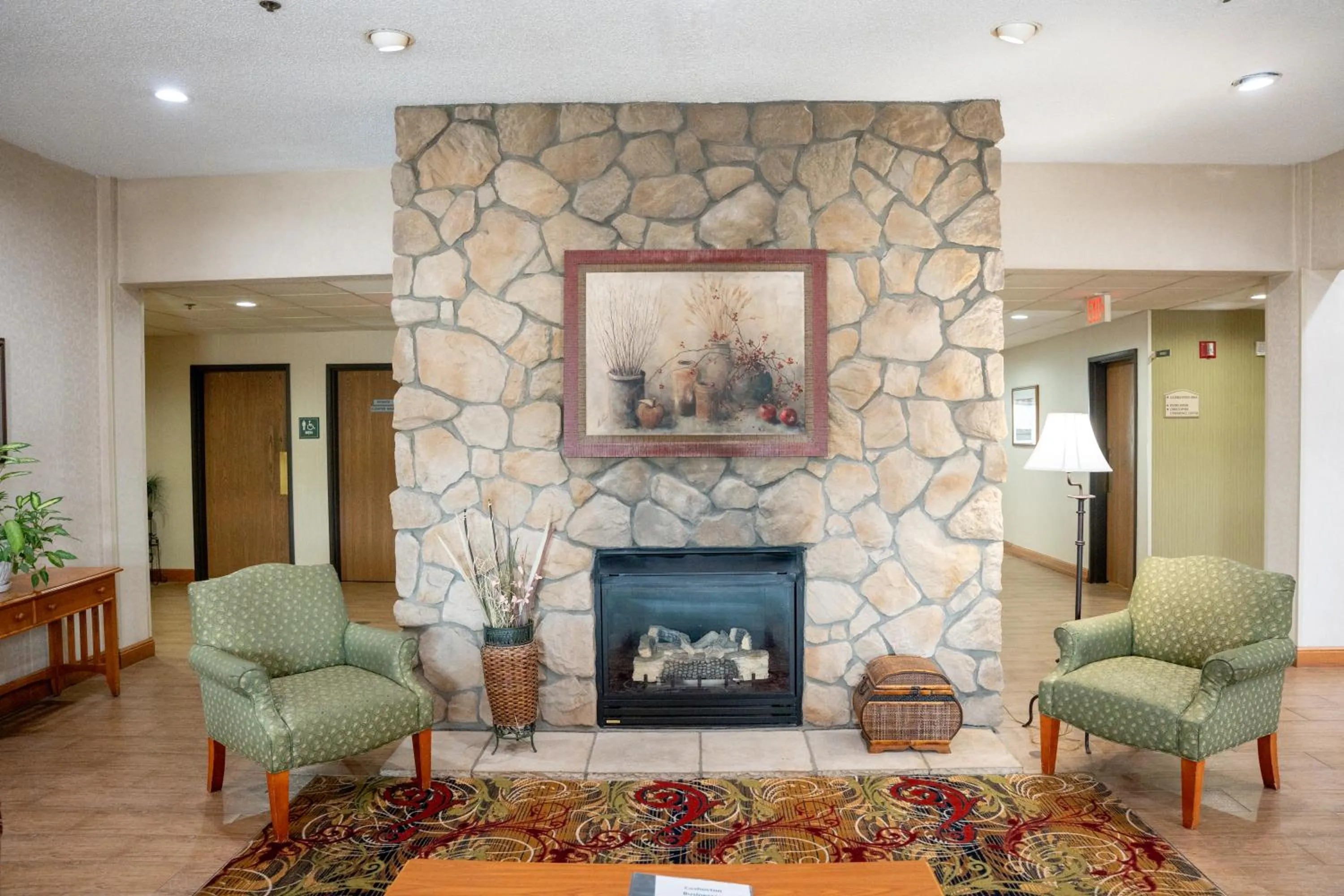 Coshocton Village Inn & Suites