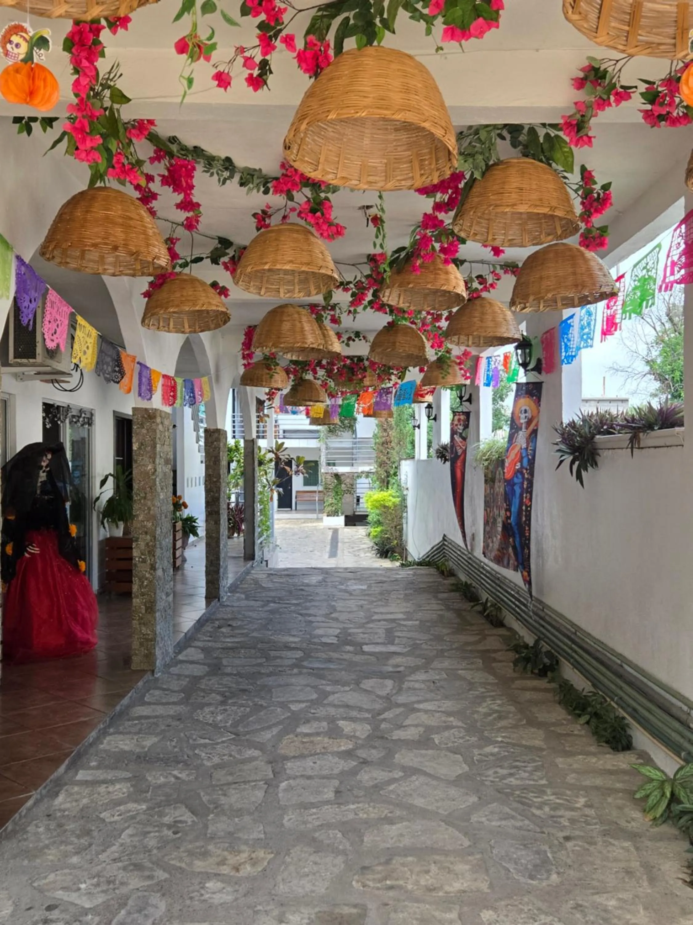 Facade/entrance in Hotel Raga Inn