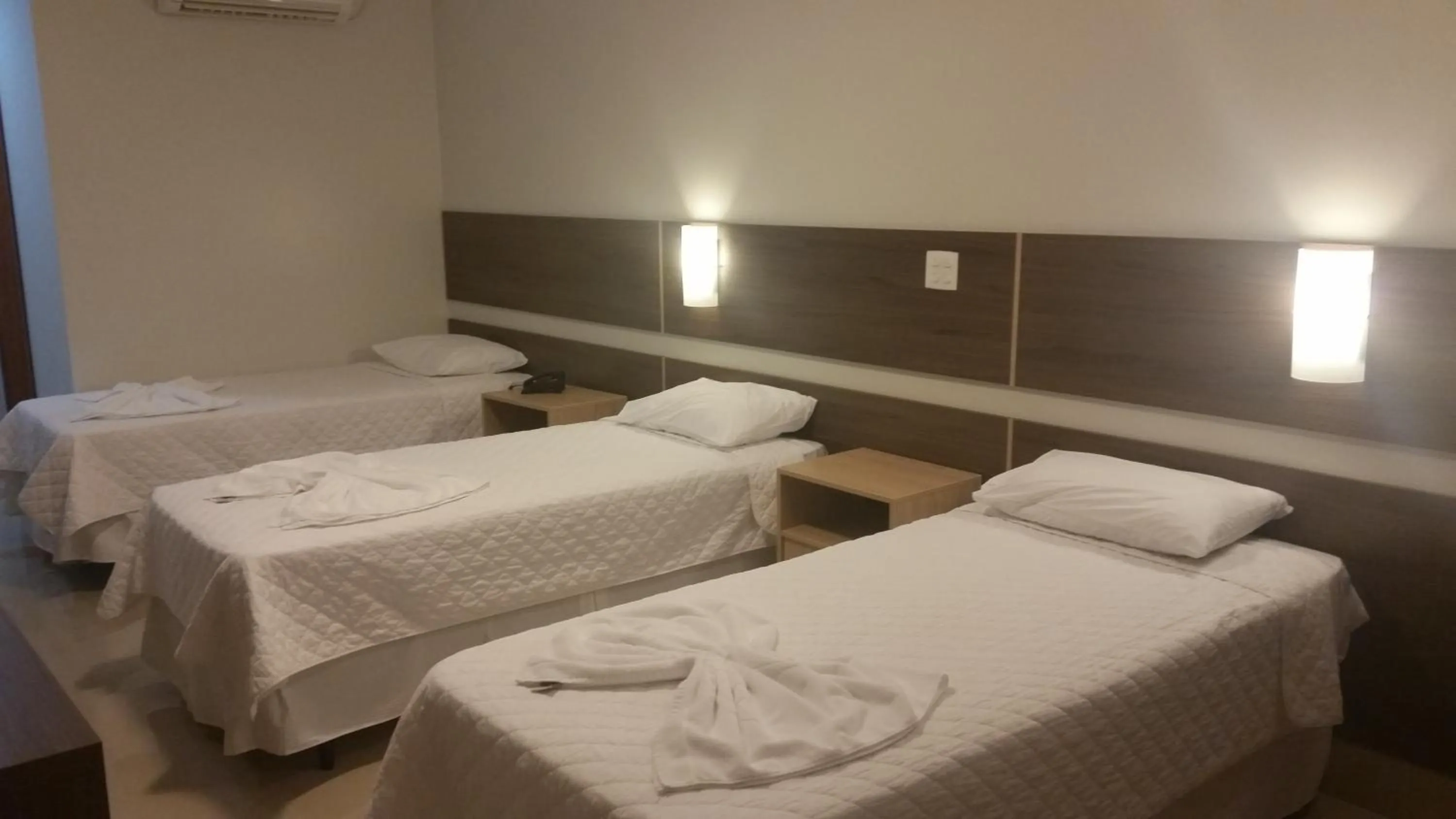 Bed in Kamur Plaza Hotel