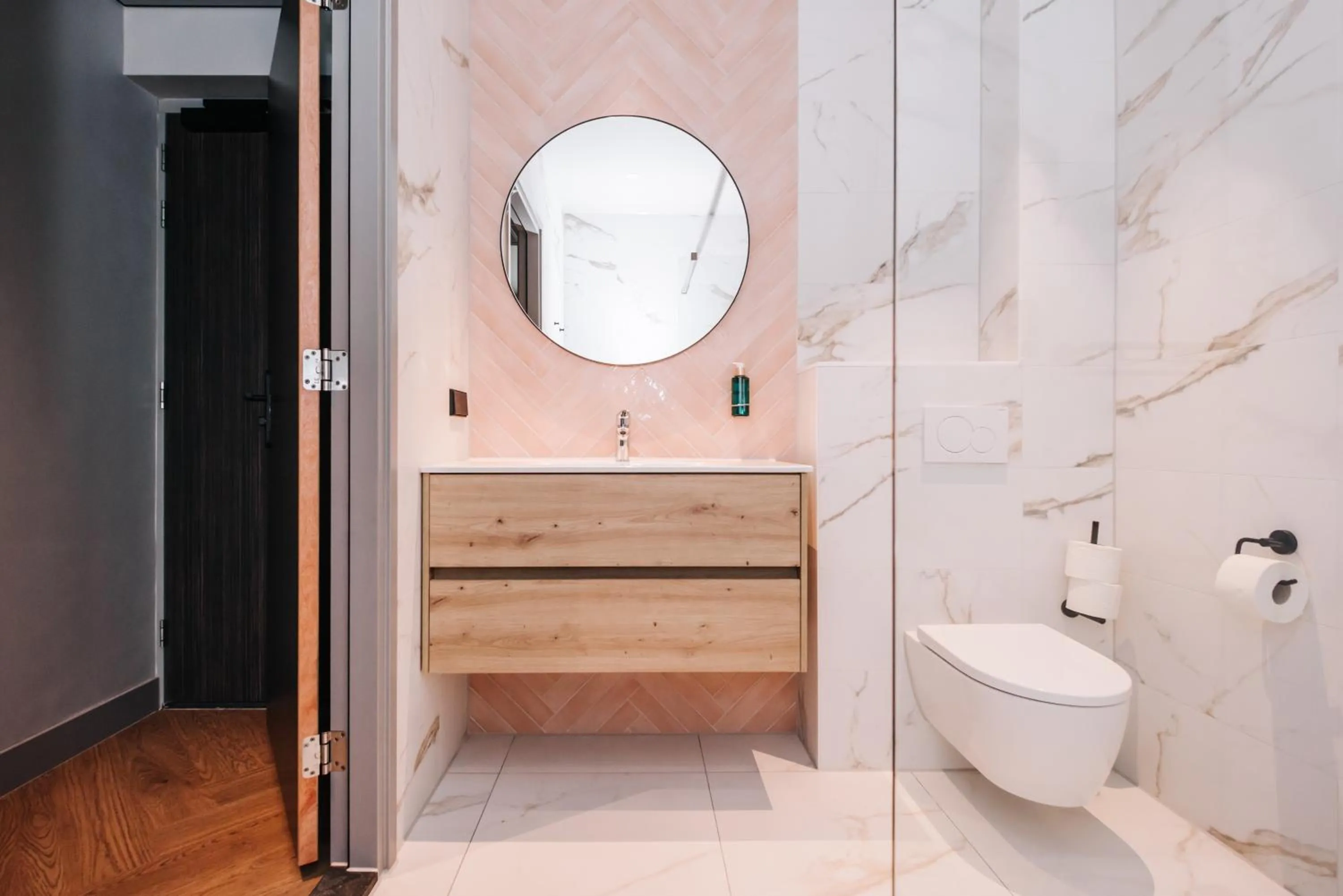 Bathroom in Hotel Keur