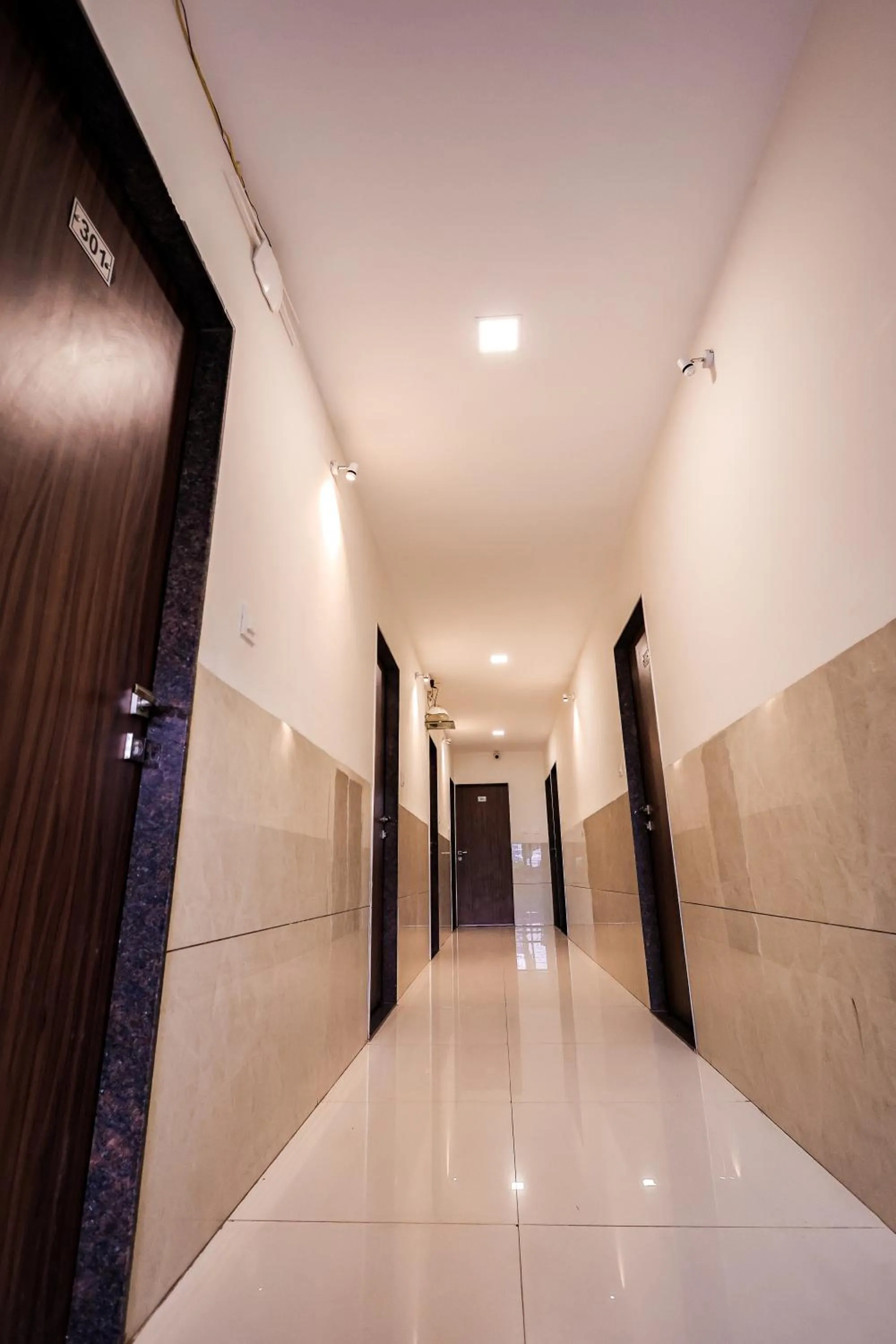 Area and facilities in Hotel Konark Nest-Vijay Nagar