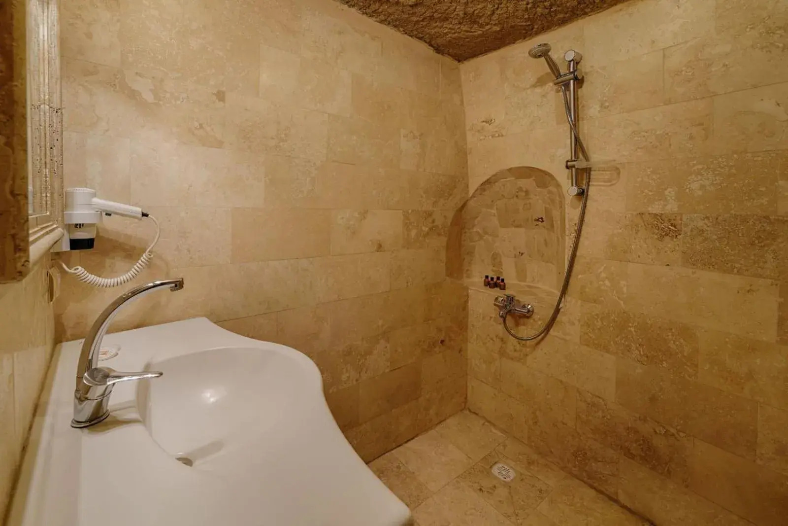 Twin Stone Room in Avlu Cave House Twin Stone Room in Avlu Cave House