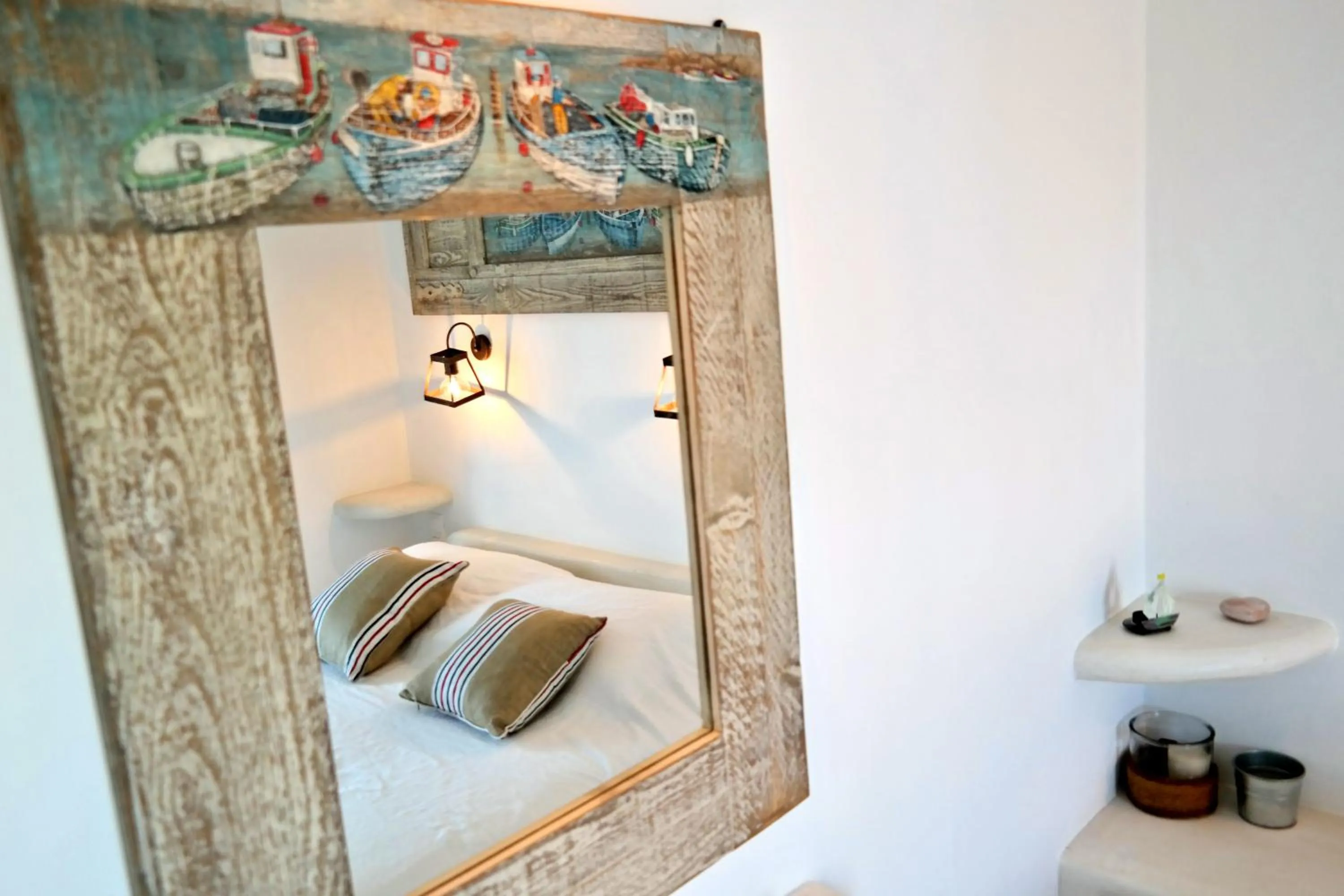 Bedroom, Bed in Annio studios