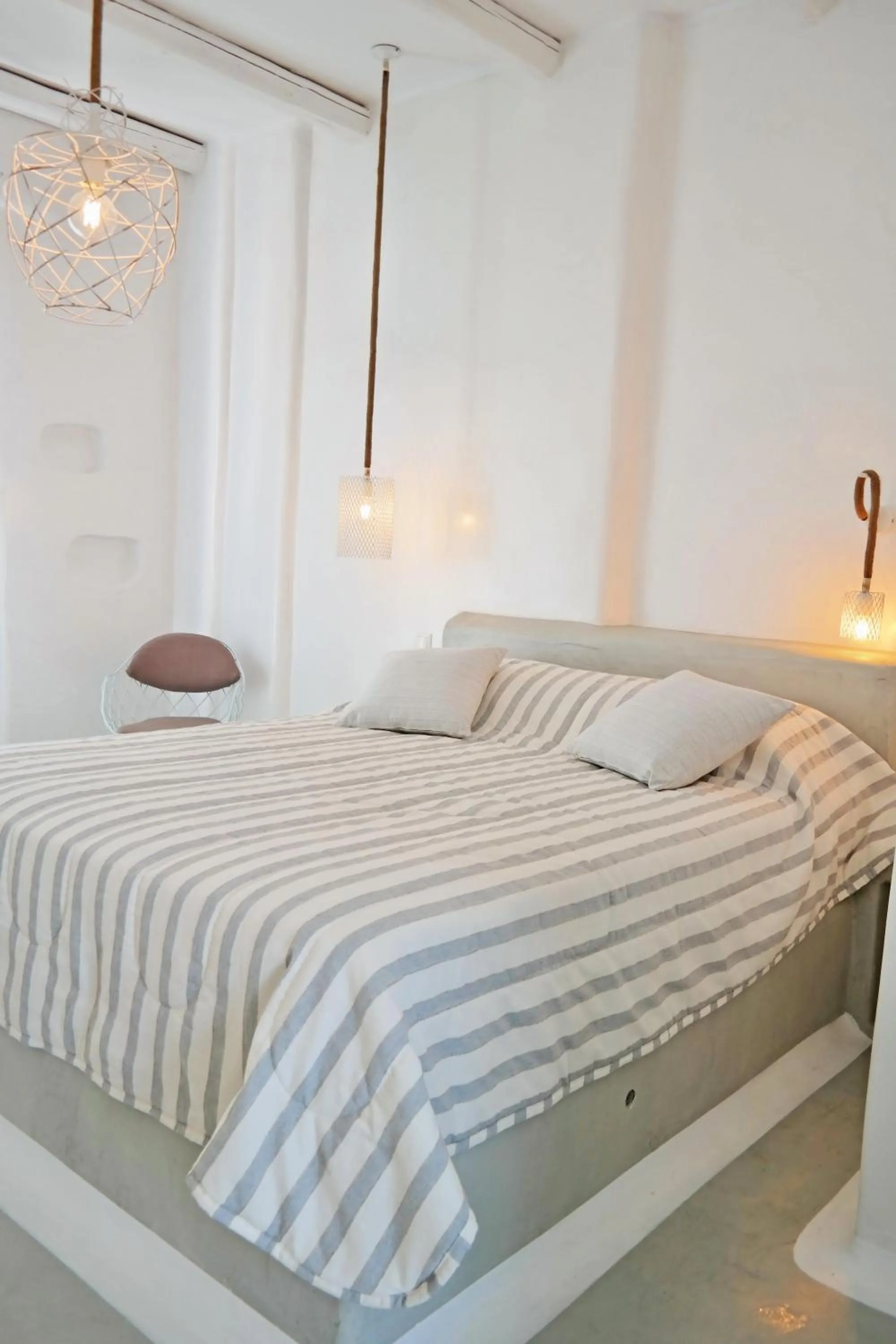 Bedroom, Bed in Annio studios