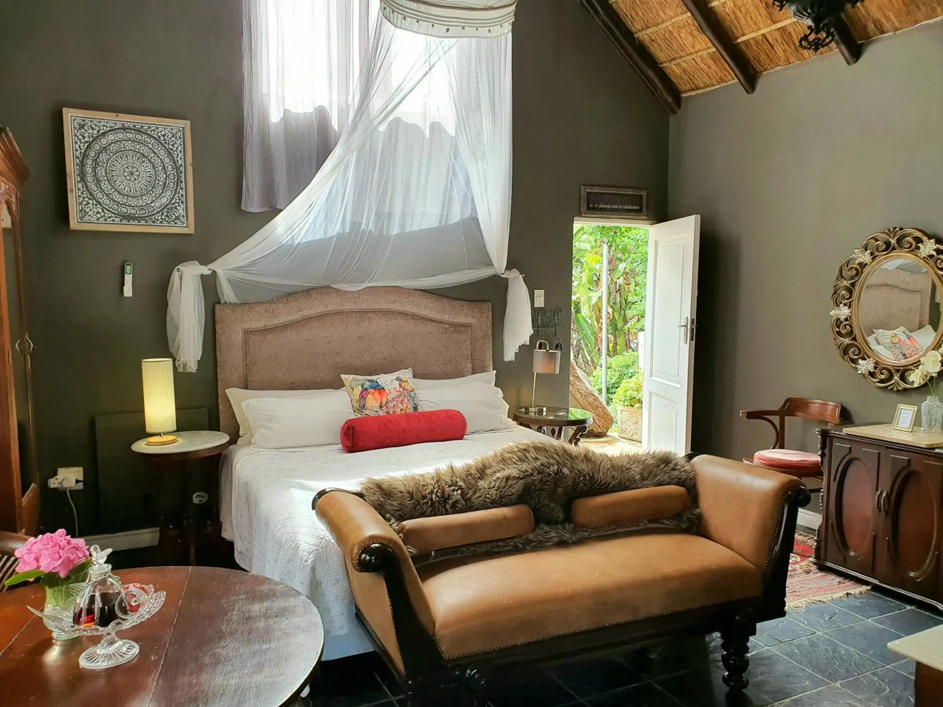 Twin/Double Room - single occupancy in Waterhouse Guest Lodge in Waterkloof Twin/Double Room - single occupancy in Waterhouse Guest Lodge in Waterkloof