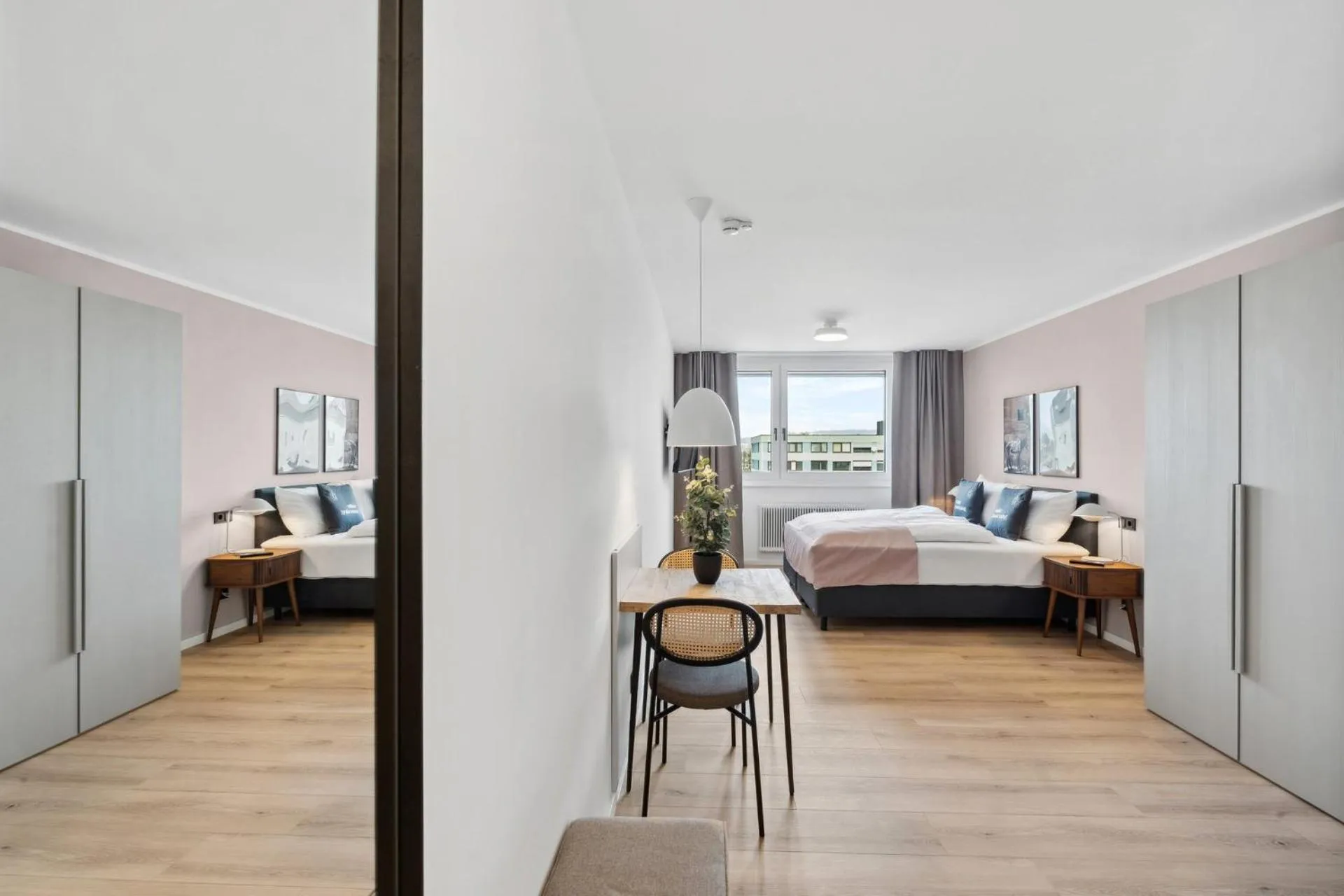 Bed in Limehome Salzburg Sterneckstr