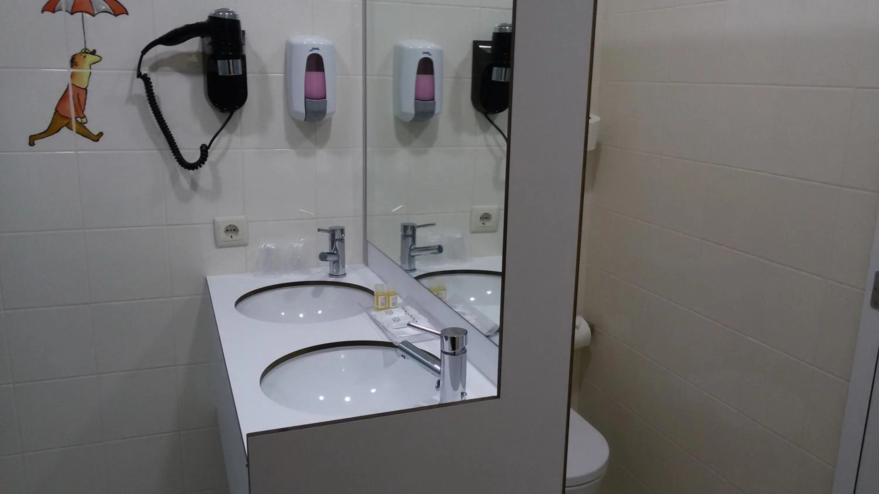 Bathroom in Welcome In