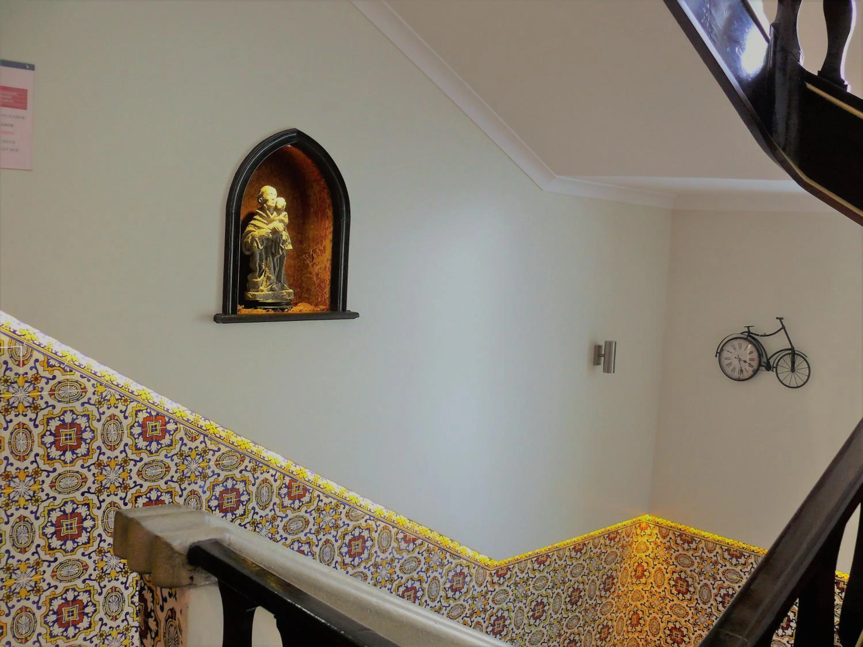 Decorative detail in Welcome In