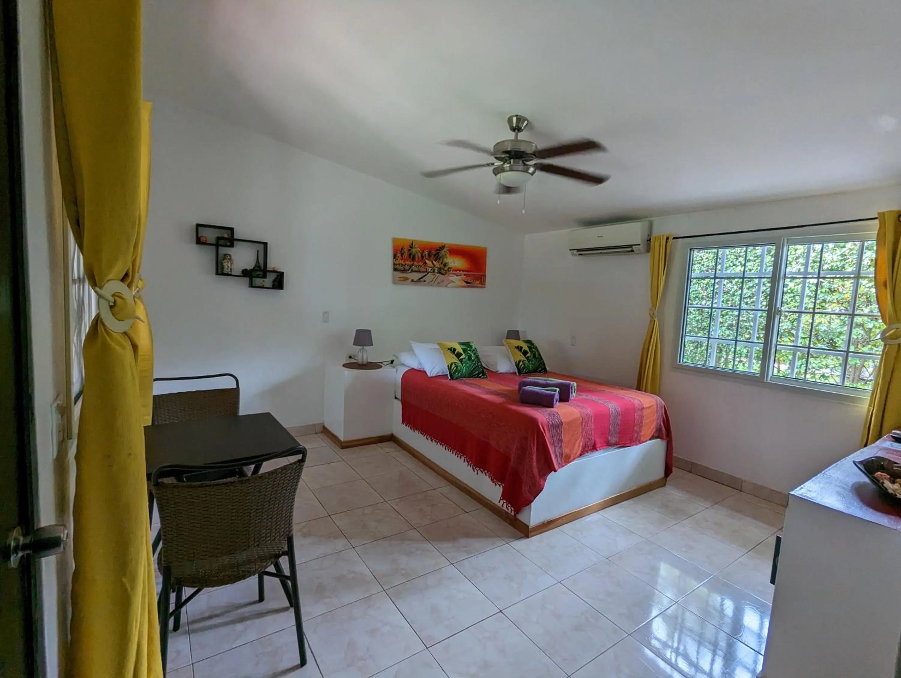 Bedroom, Bed in Villa Botero By Casa Mojito