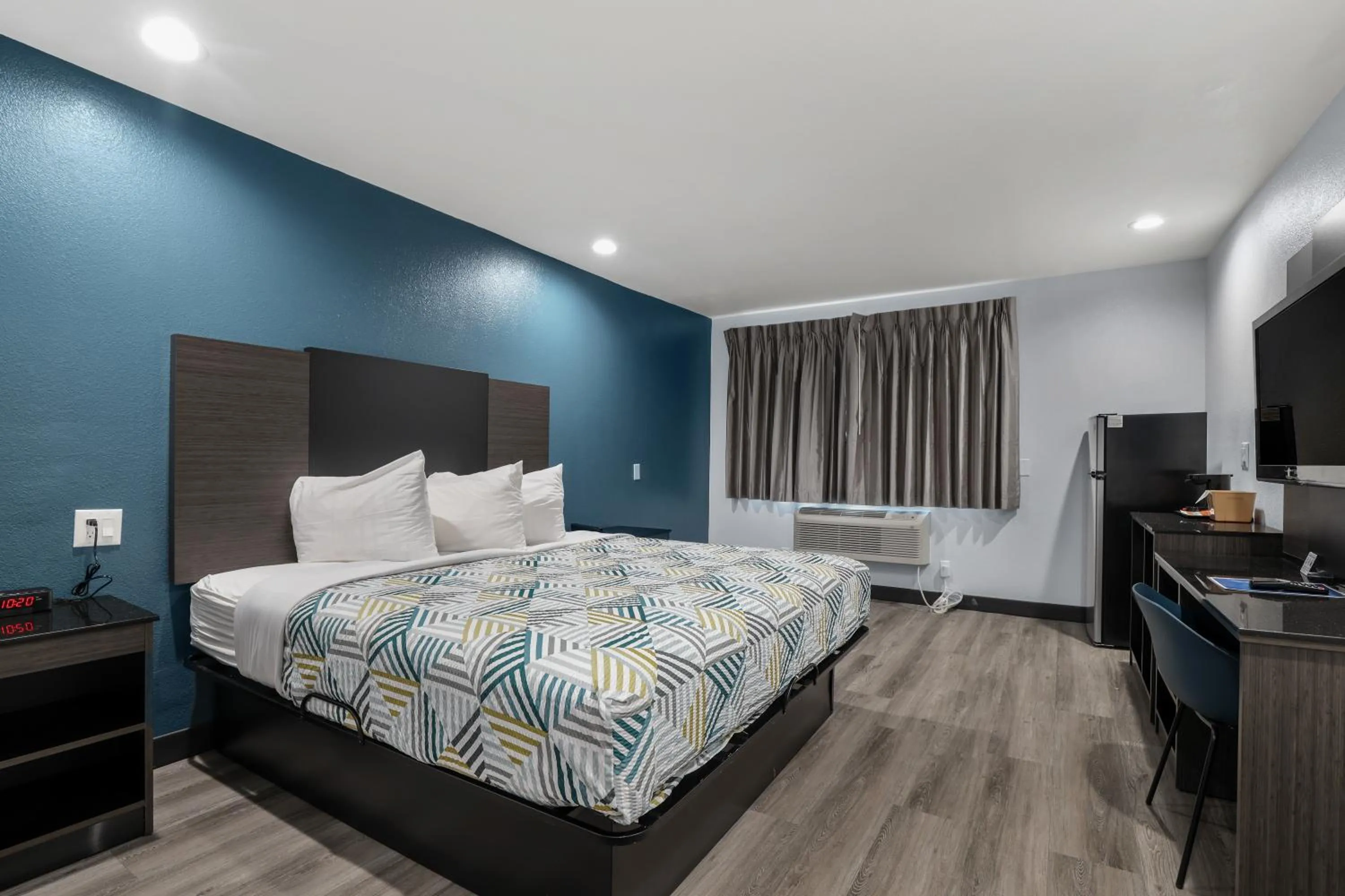 Bed in Studio 6 Suites Perris, CA