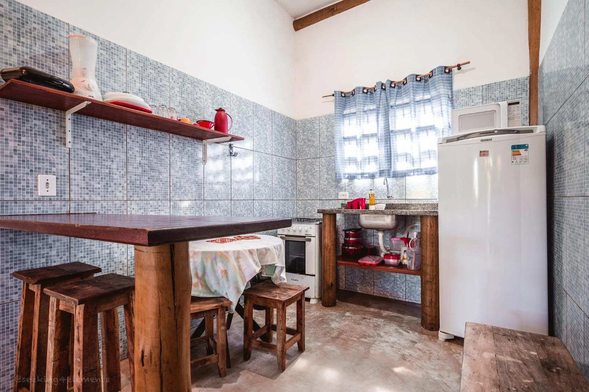 Kitchen or kitchenette in Pousada Canto do Dado Praia de Itamambuca