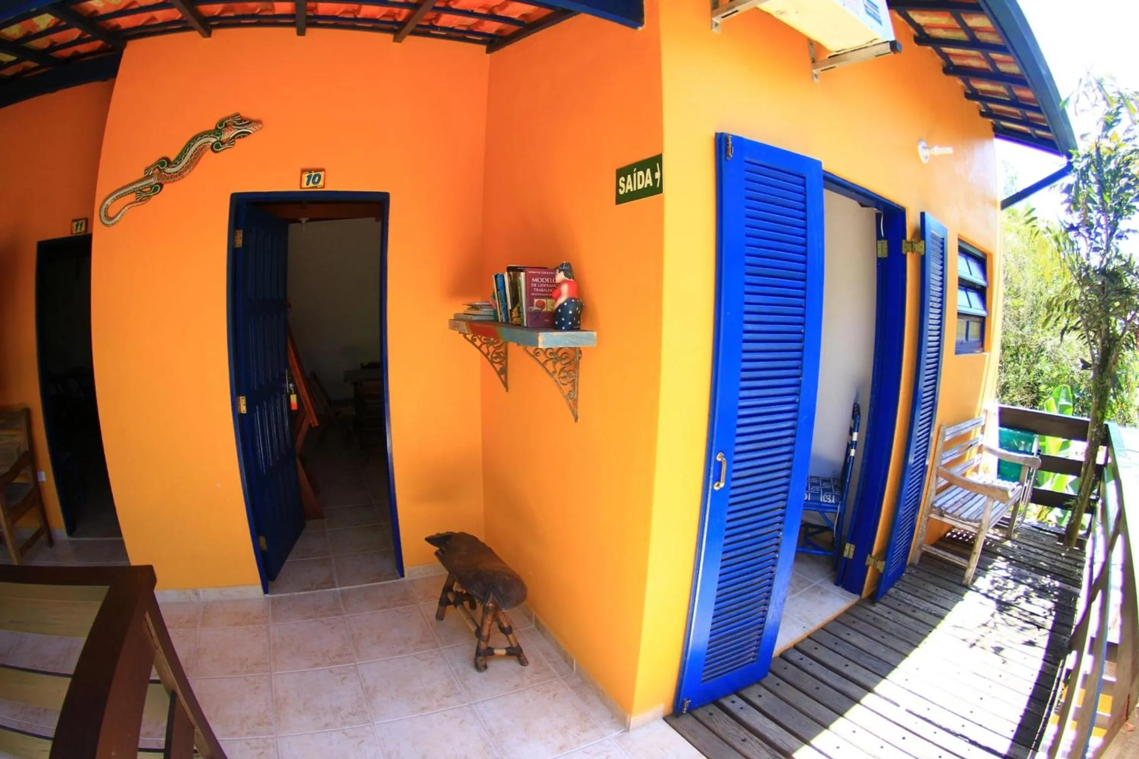 Facade/entrance in Pousada Canto do Dado Praia de Itamambuca