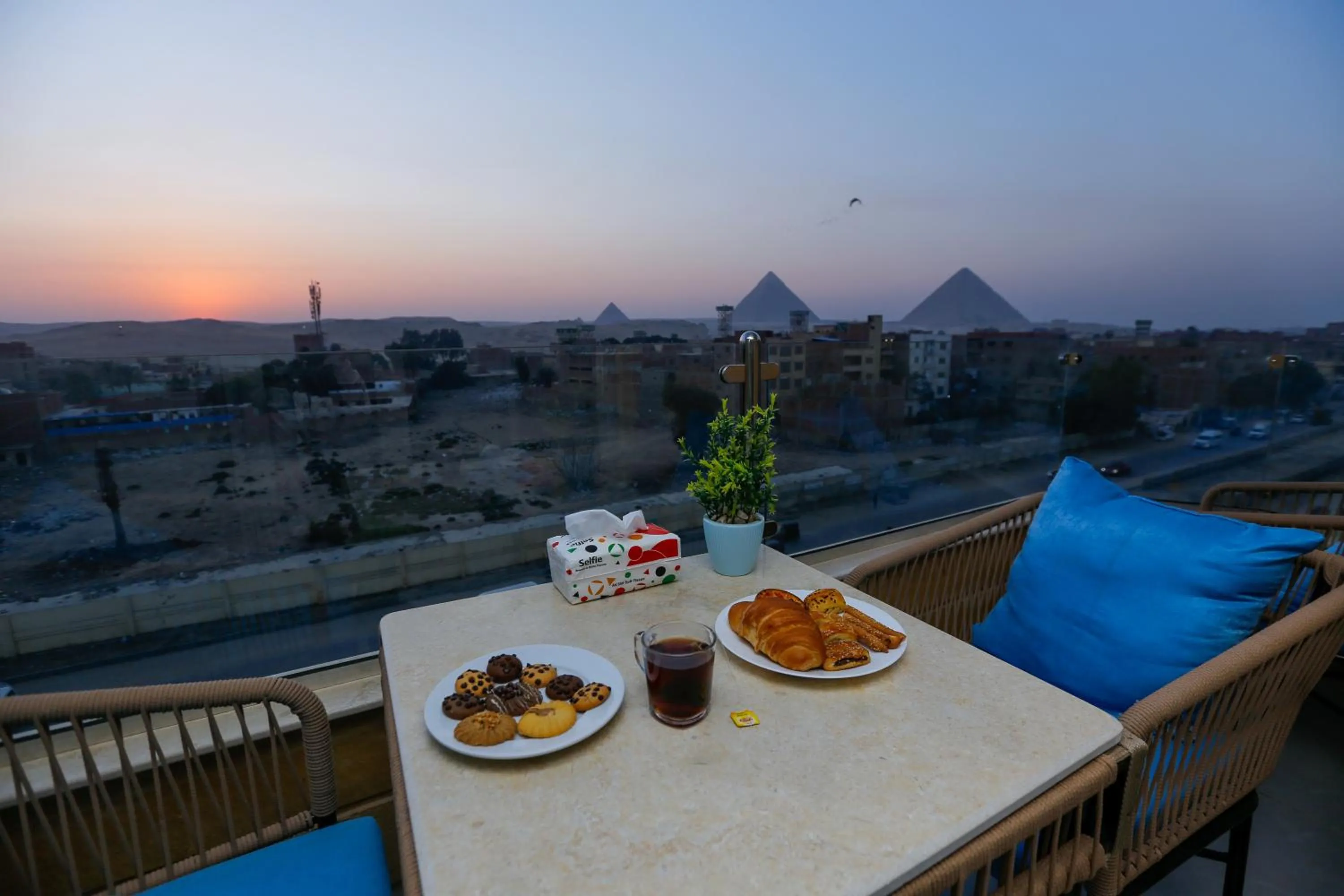Triple Room with Balcony in Diamond Pyramids View Inn