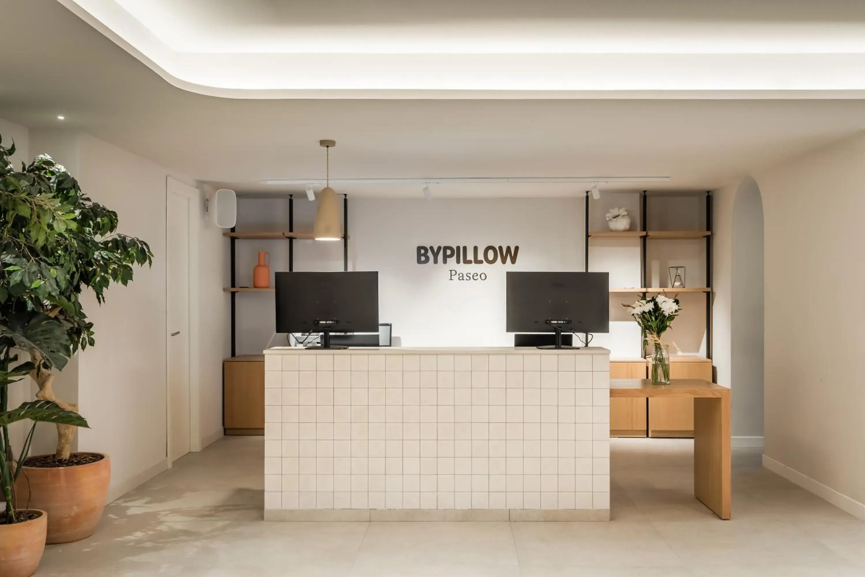 Lobby or reception in BYPILLOW Paseo Lobby or reception in BYPILLOW Paseo