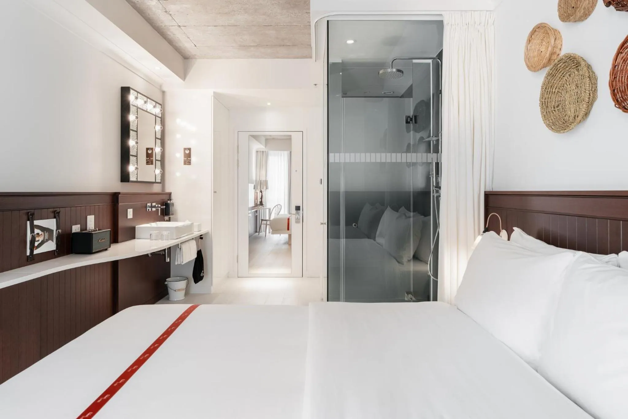 Photo of the whole room, Bed in Ruby Molly Hotel Dublin