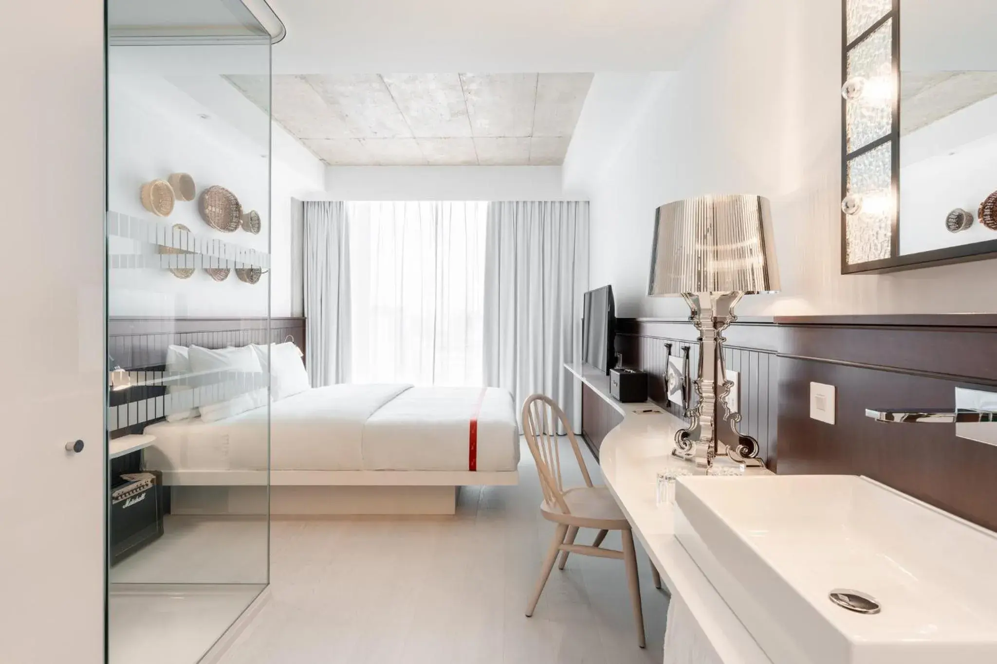 Photo of the whole room, Bed in Ruby Molly Hotel Dublin Photo of the whole room, Bed in Ruby Molly Hotel Dublin