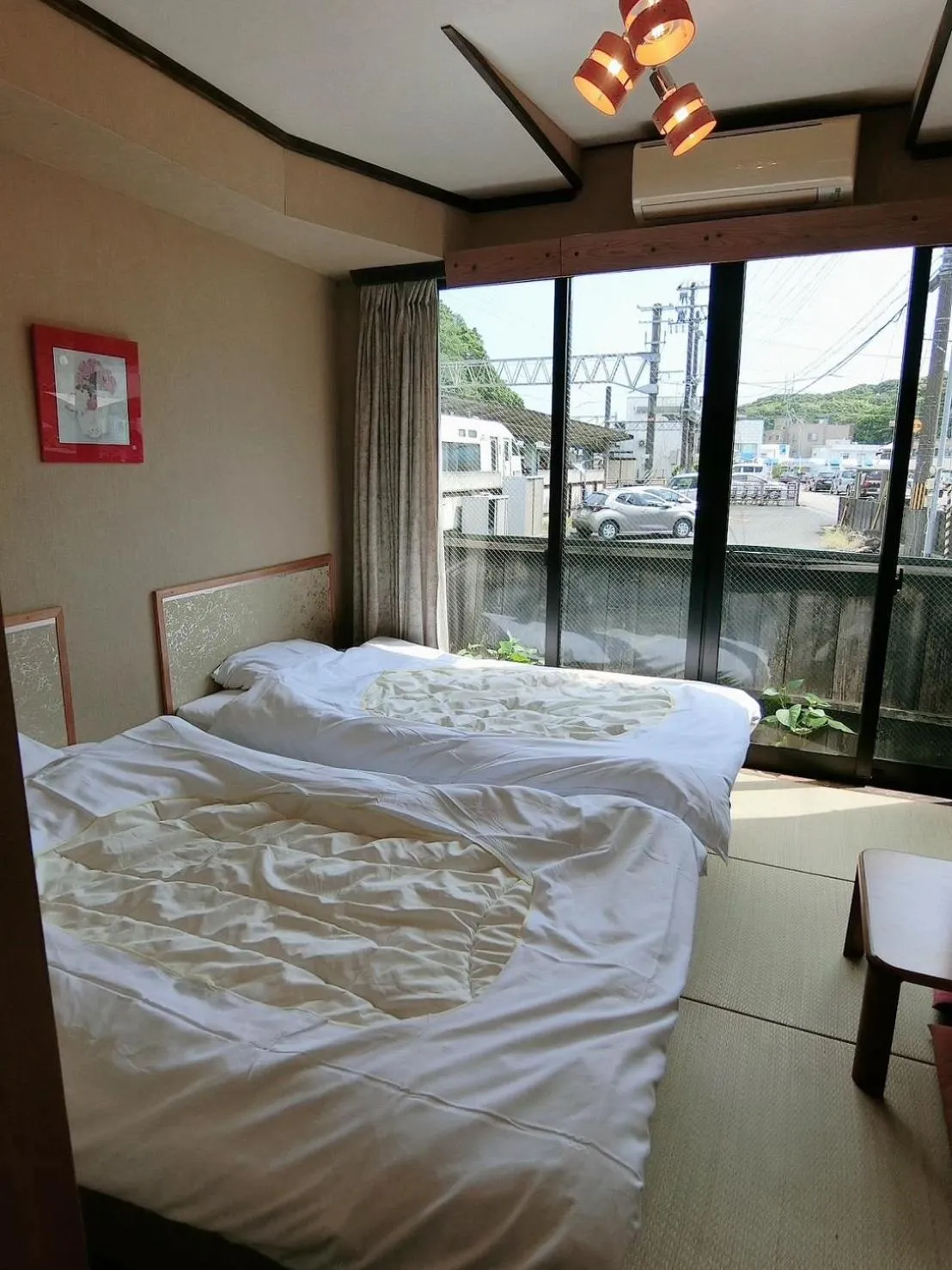 Photo of the whole room, Bed in Minshuku Inn Shirahama Ekinoyado