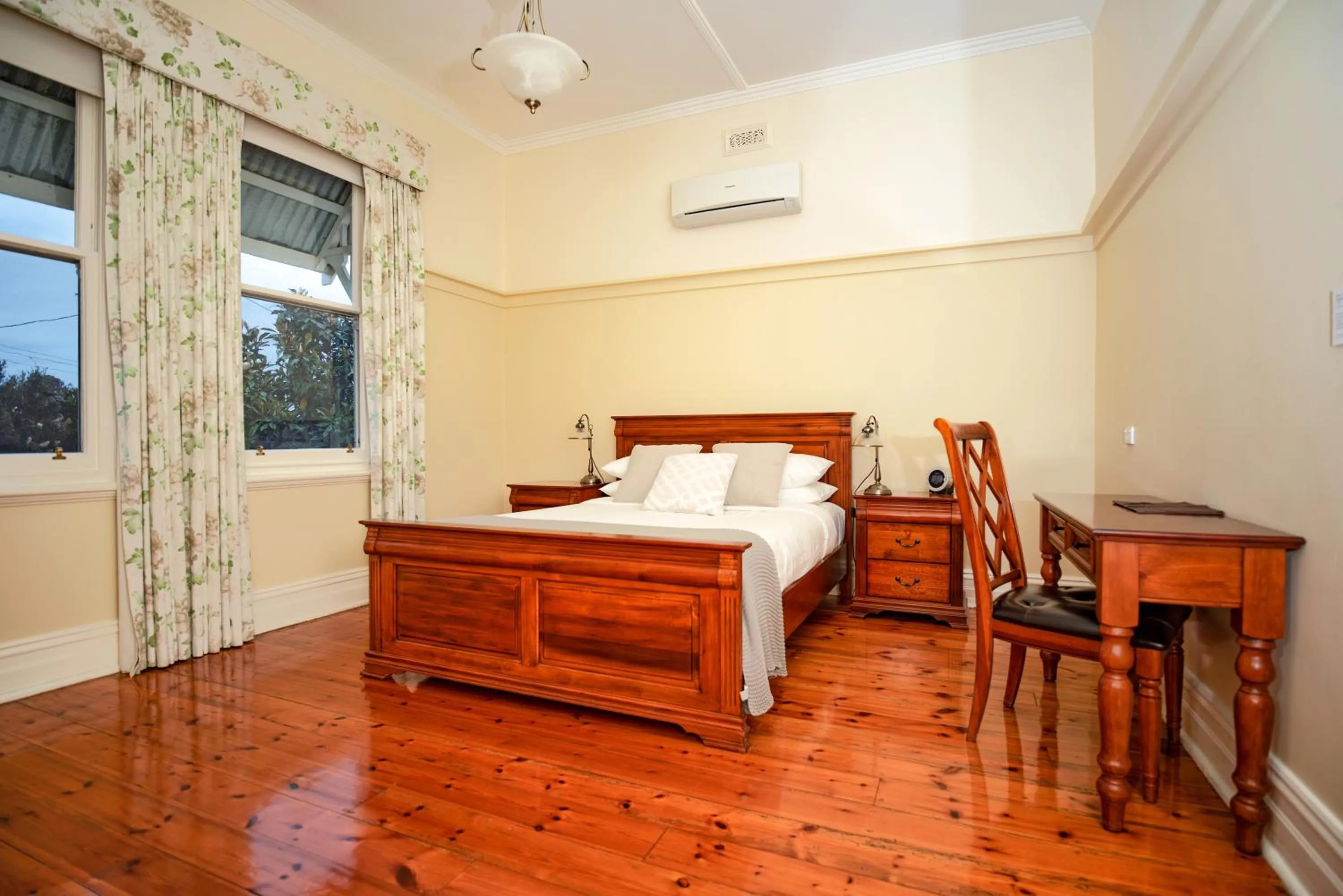 Bed in Surfside Holiday Park Warrnambool