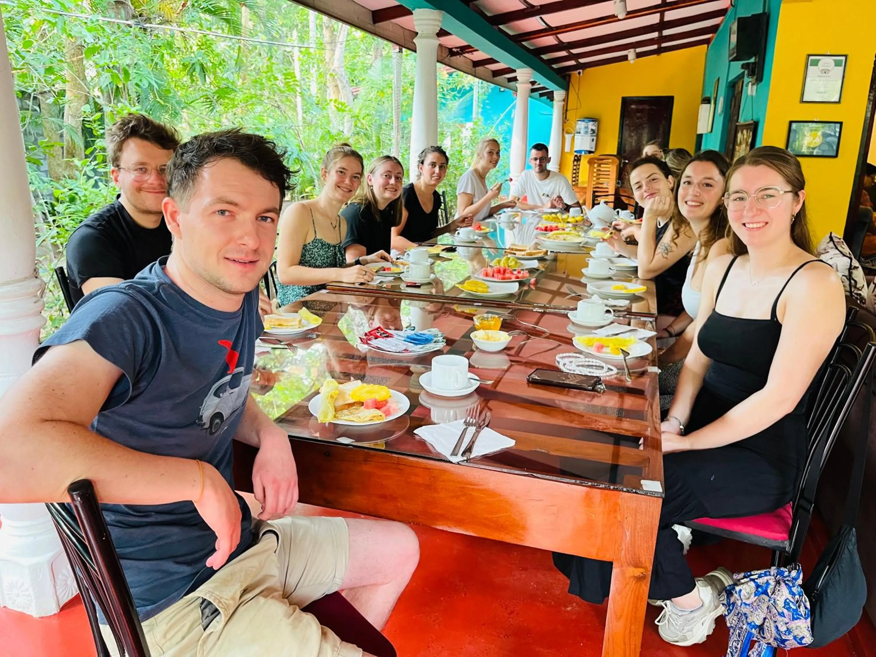 Restaurant/places to eat in Palitha Homestay