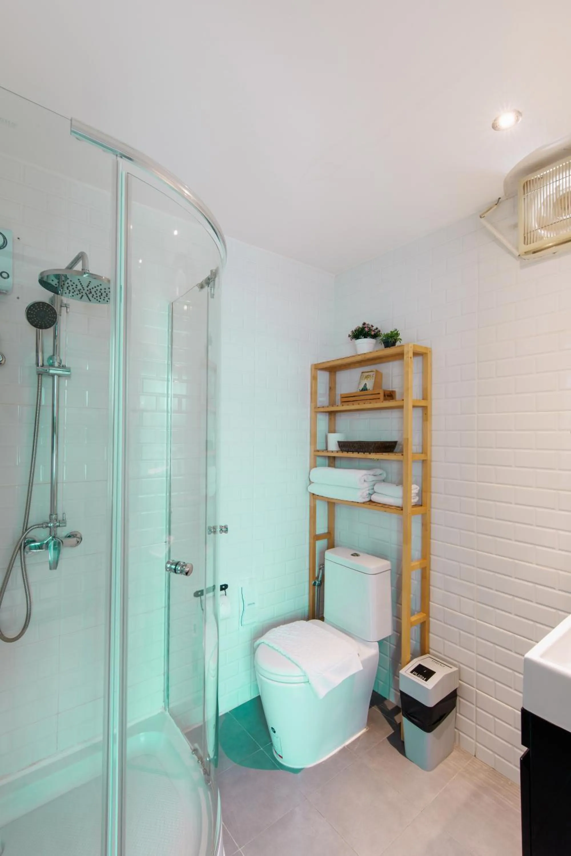 Shower in Chala Number 2 Art and Gallery