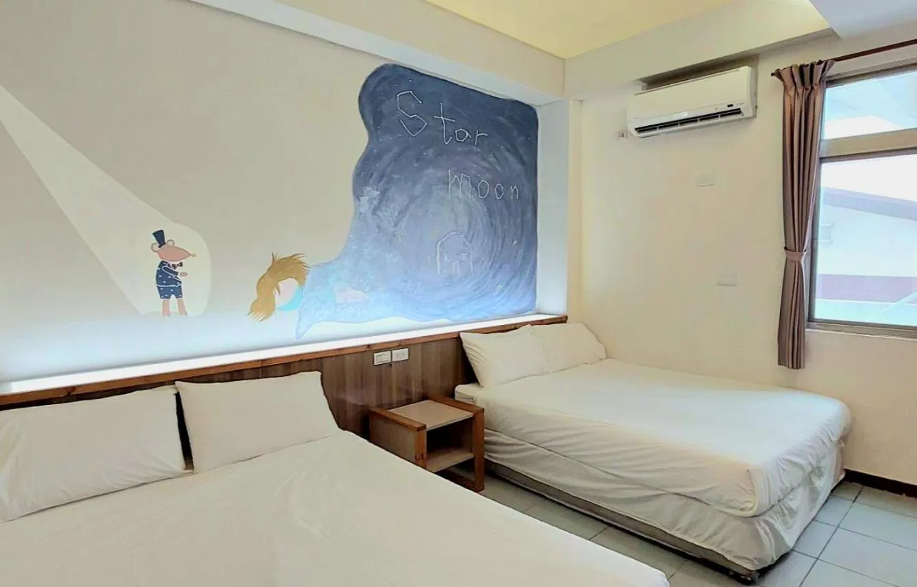 Bed in Star-Moon B&B Green Island