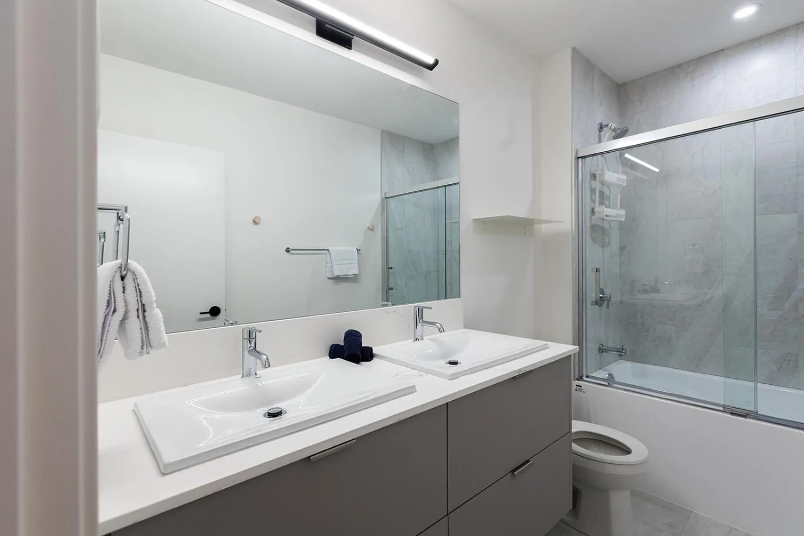 Tally Ho by Revelstoke Vacations