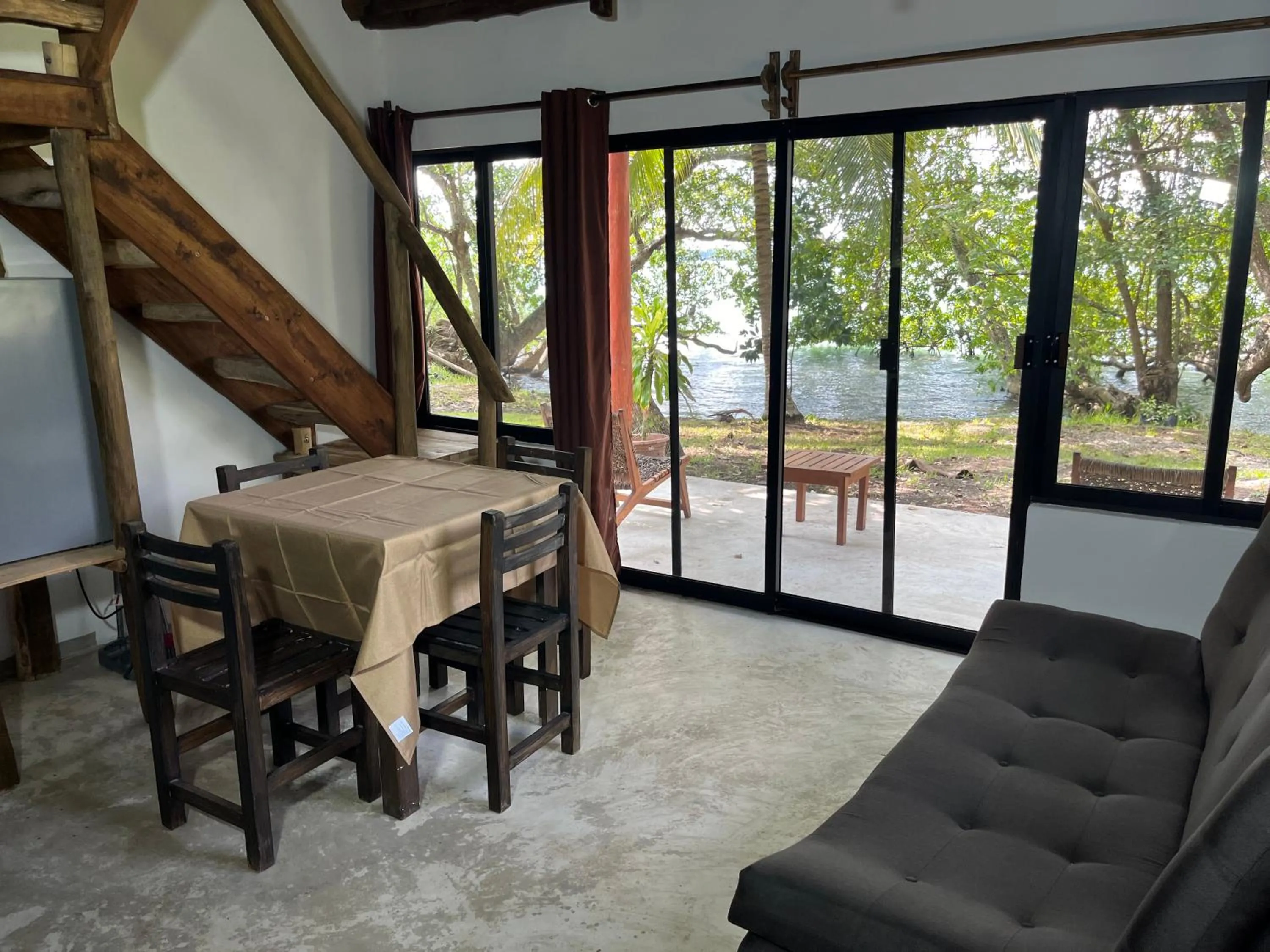 Living room in Xanthus Hotel