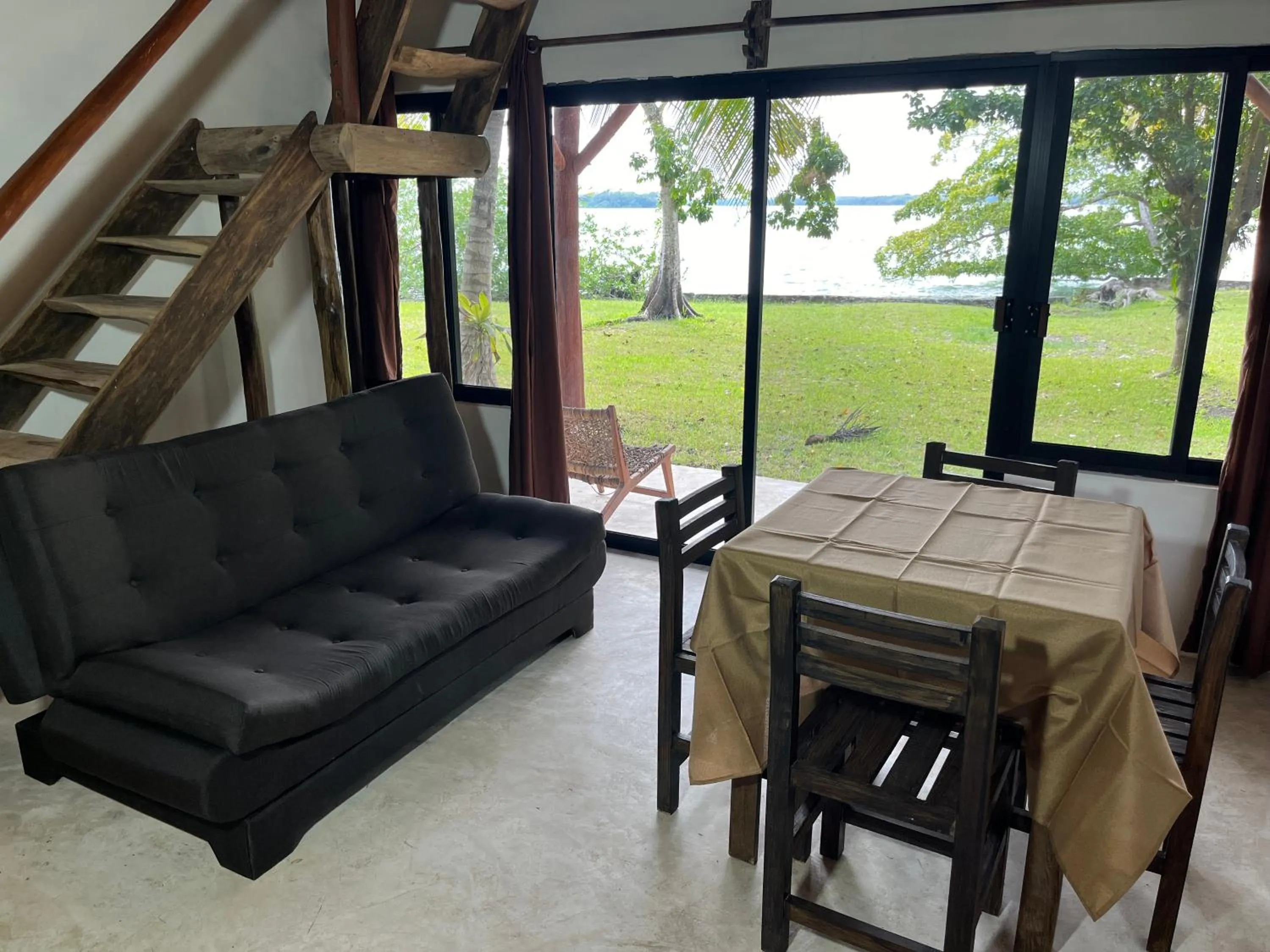 Living room in Xanthus Hotel