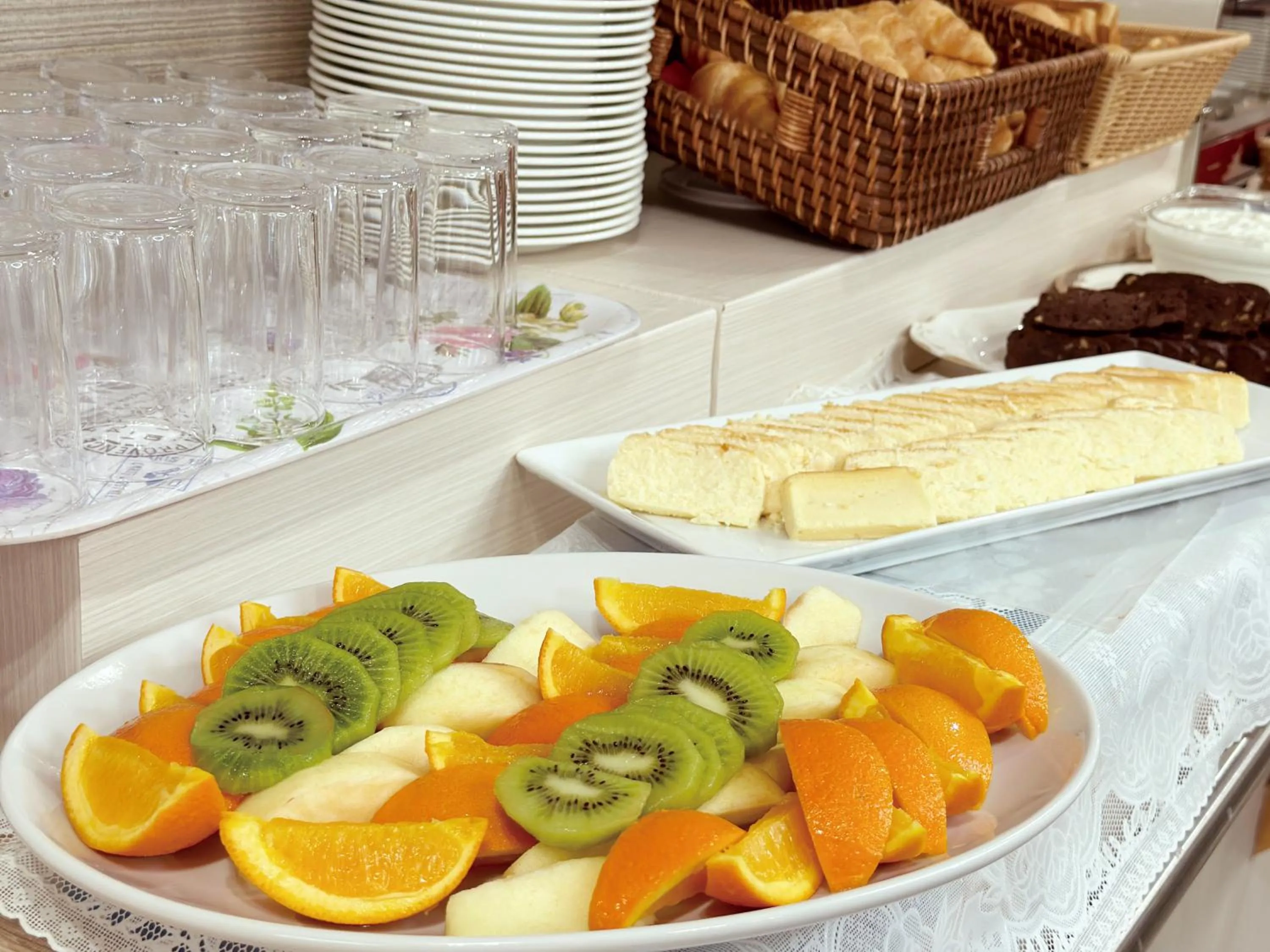 Breakfast in Hotel Green Arbor