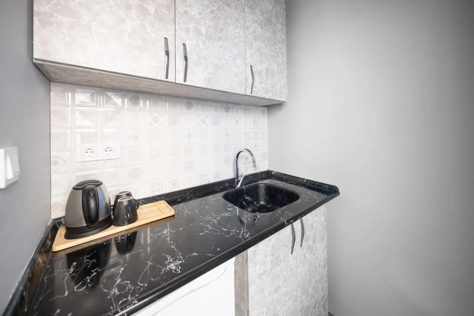 Kitchen or kitchenette in StayHub